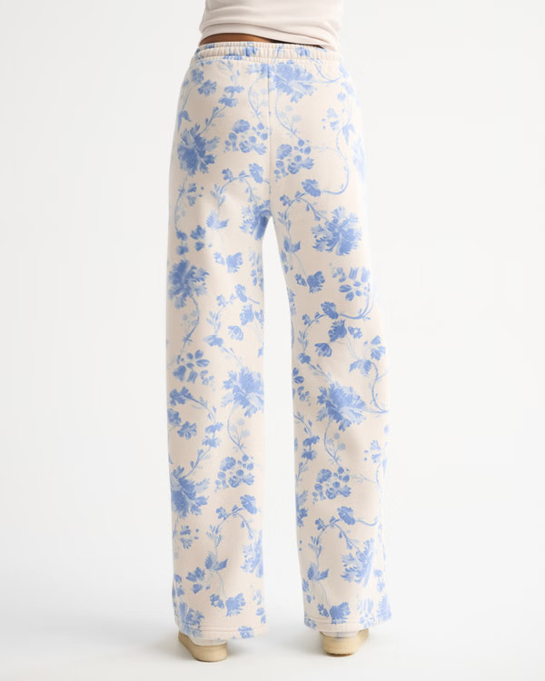 High Rise Sunday Wide Leg Sweatpant | Abercrombie & Fitch (US)