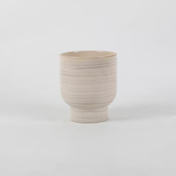 Origin 21 6.25-in W x 7.25-in H Ivory Ceramic Traditional Indoor/Outdoor Planter | Lowe's