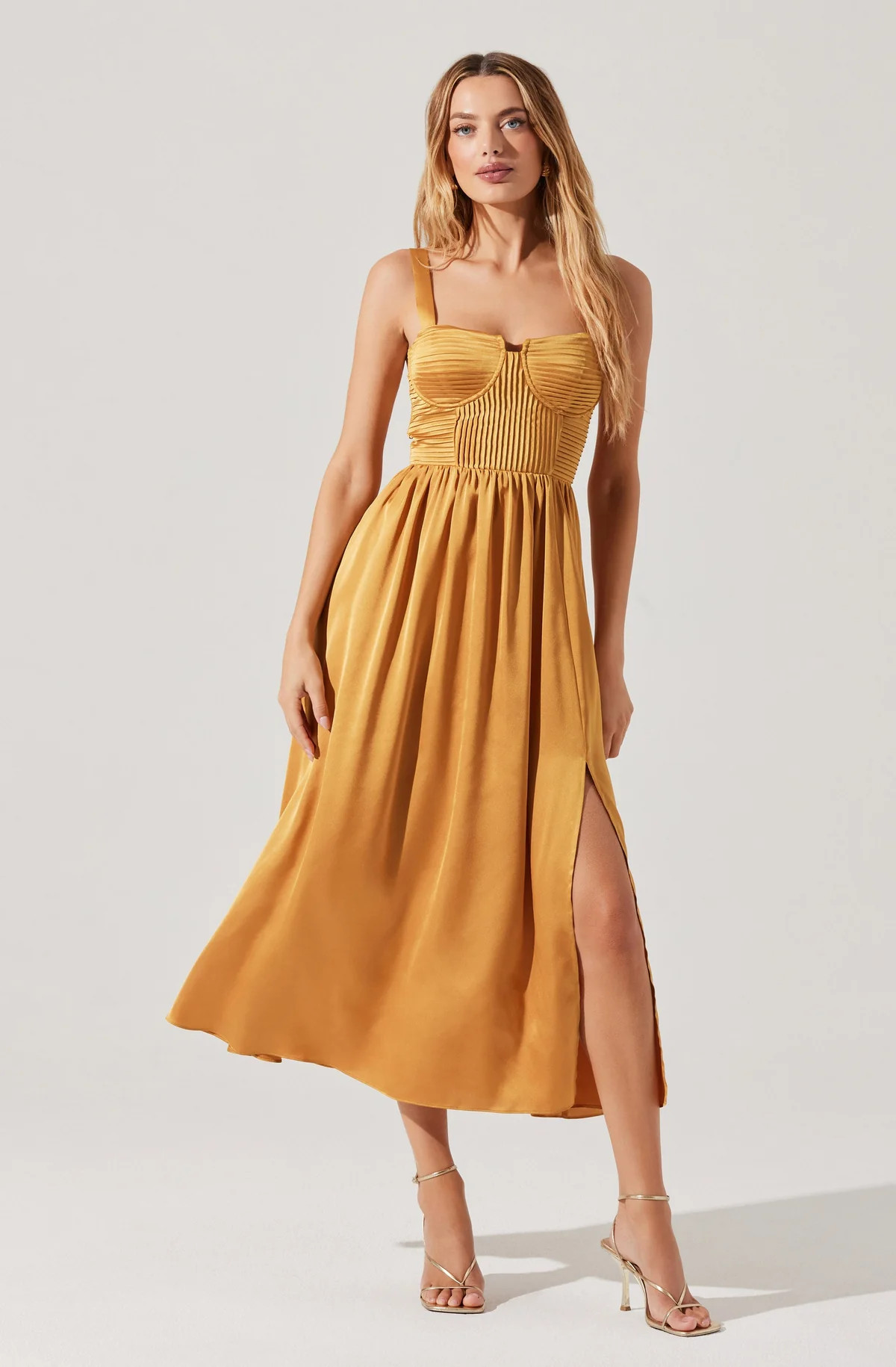 Pleated Bustier Midi Dress | ASTR The Label (US)
