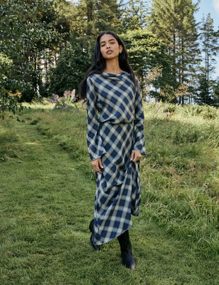 Navy Check Otto Maxi Skirt | Nobody's Child