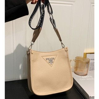 Novos modelos 2024 Lv bolsa feminina bolsa de ombro bolsa crossbody moda bolsa de compras de cour... | Shopee (BR)