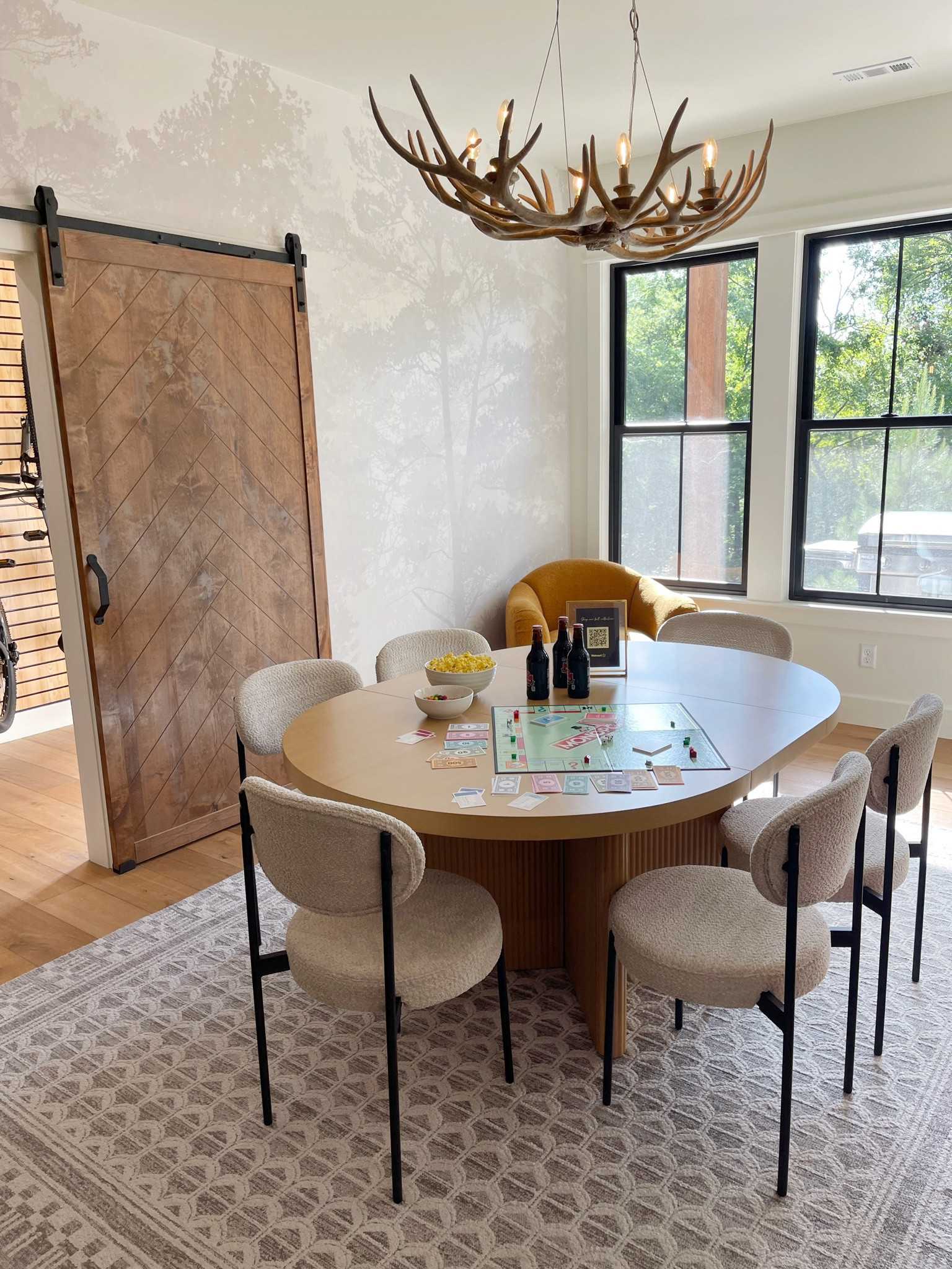 WALMART \ boucle dining chairs and geo rug! Table coming soon!

Home
Decor


#LTKHome