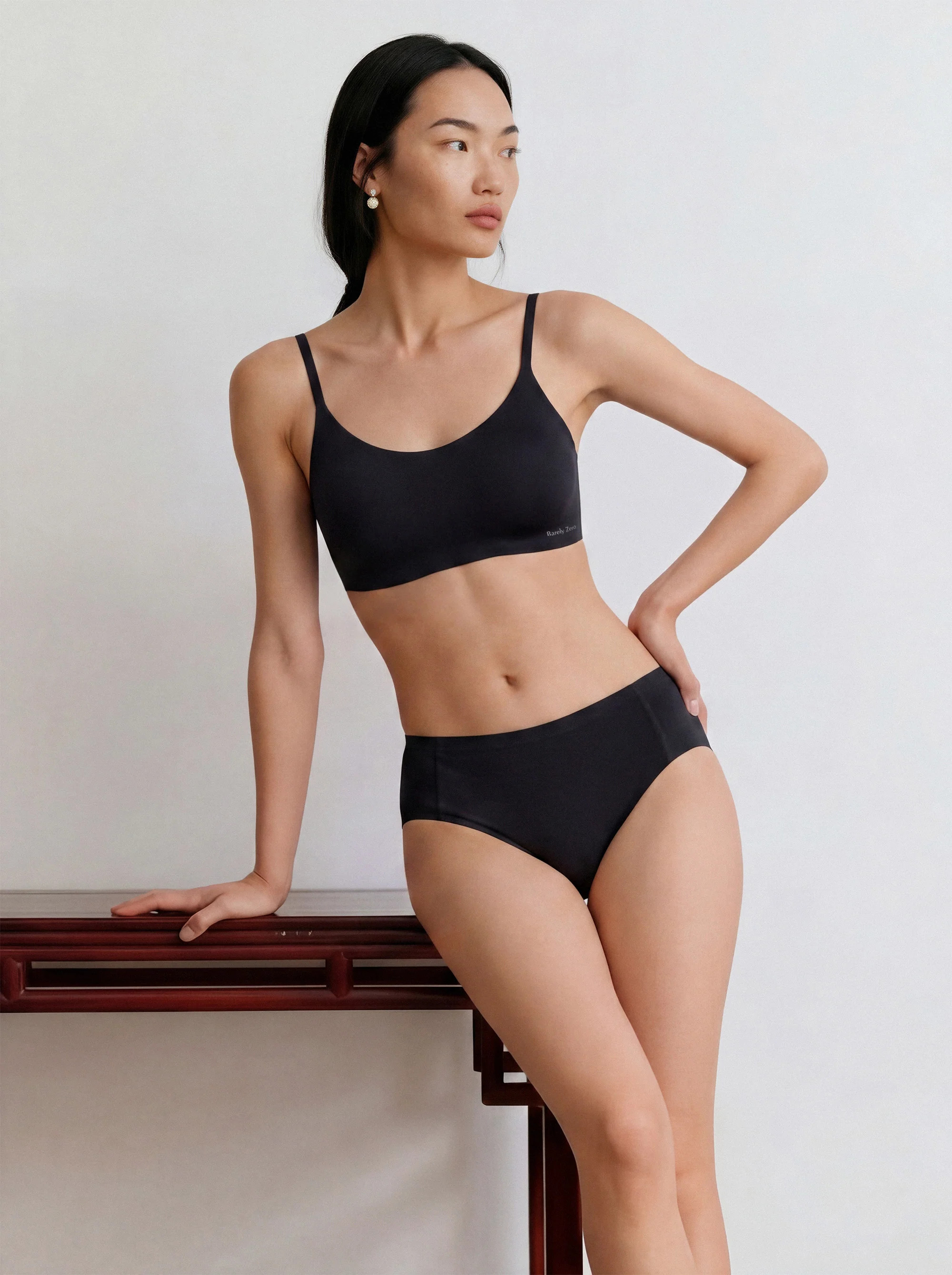 Barely Zero Anchored Cup Strap Bra | NEIWAI