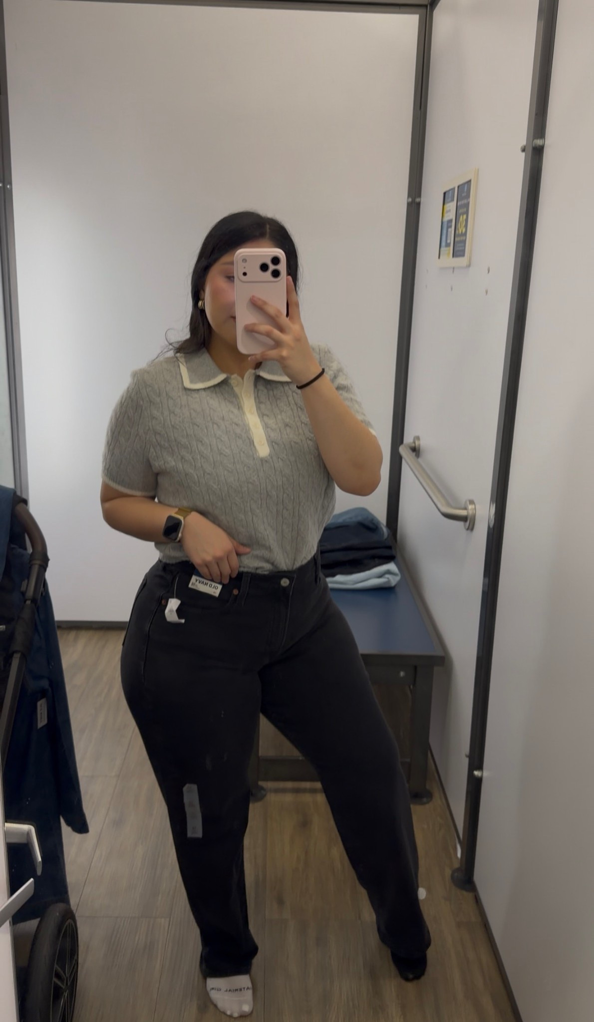 Old navy jeans!

#LTKSaleAlert #LTKootd