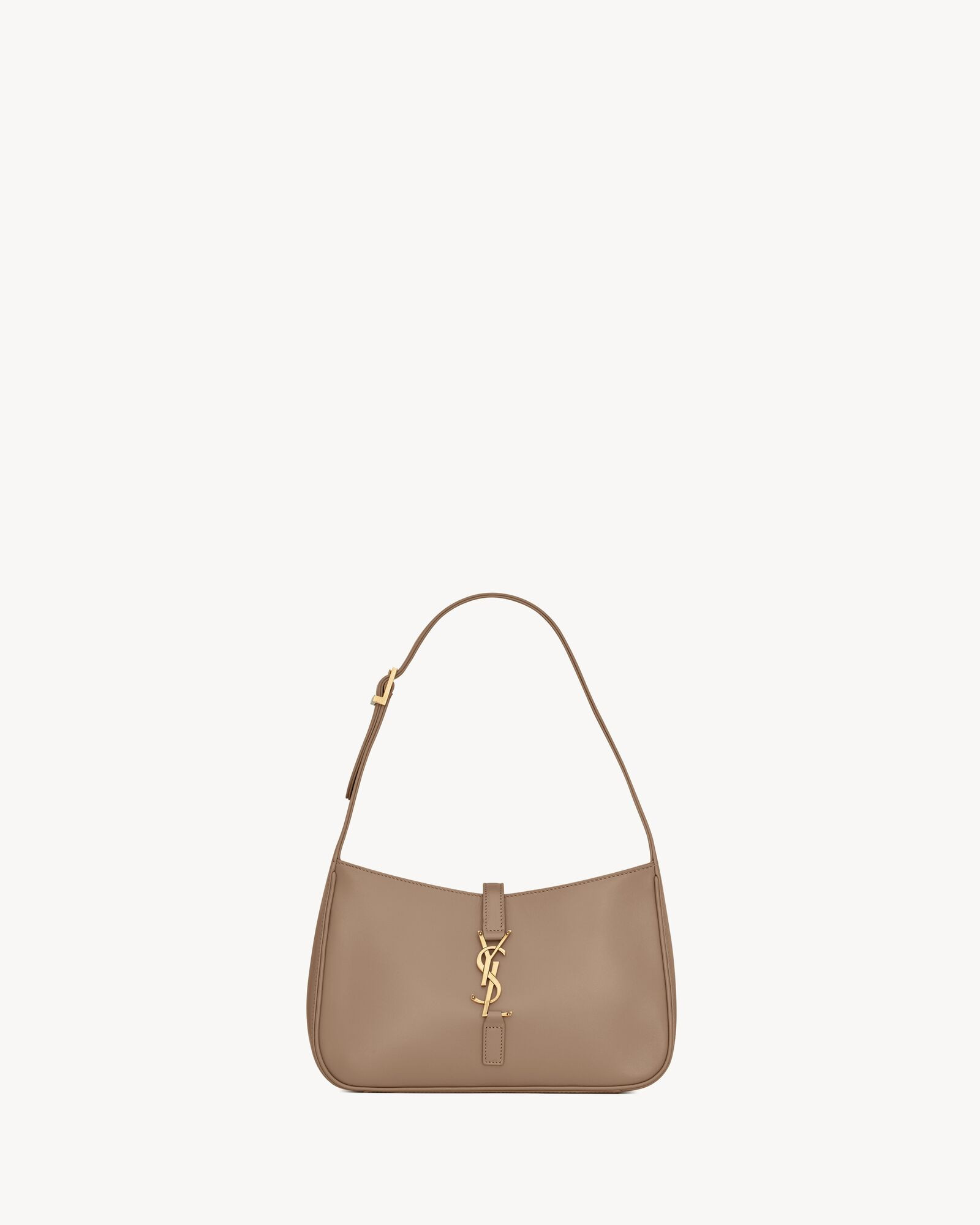 le 5 à 7 in smooth leather | Saint Laurent Inc. (Global)