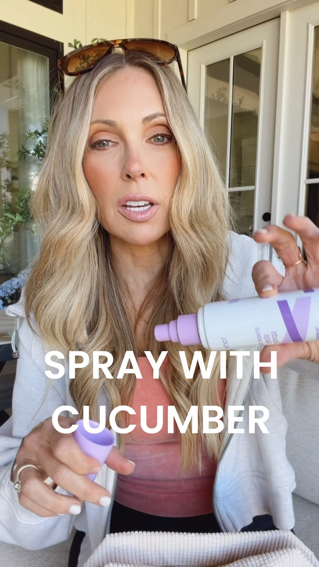 Set your makeup all day, or tuck this in a dance or cheer bag, to keep makeup on for 16 hours!  It smells like cucumber! Build your 7 for $77 full size kit at Tarte today! 

@Tarte @tartecosmetics #tarte #ad