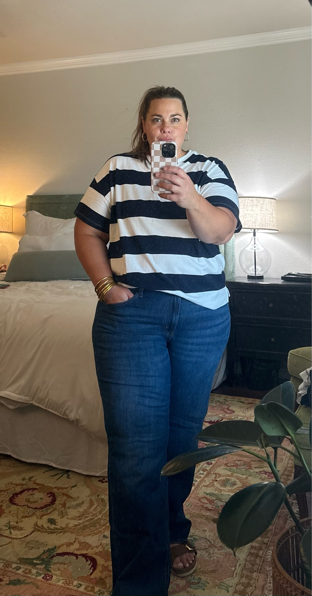 Old Navy Wide Leg Jeans 

#LTKSaleAlert #LTKOver40 #LTKPlusSize