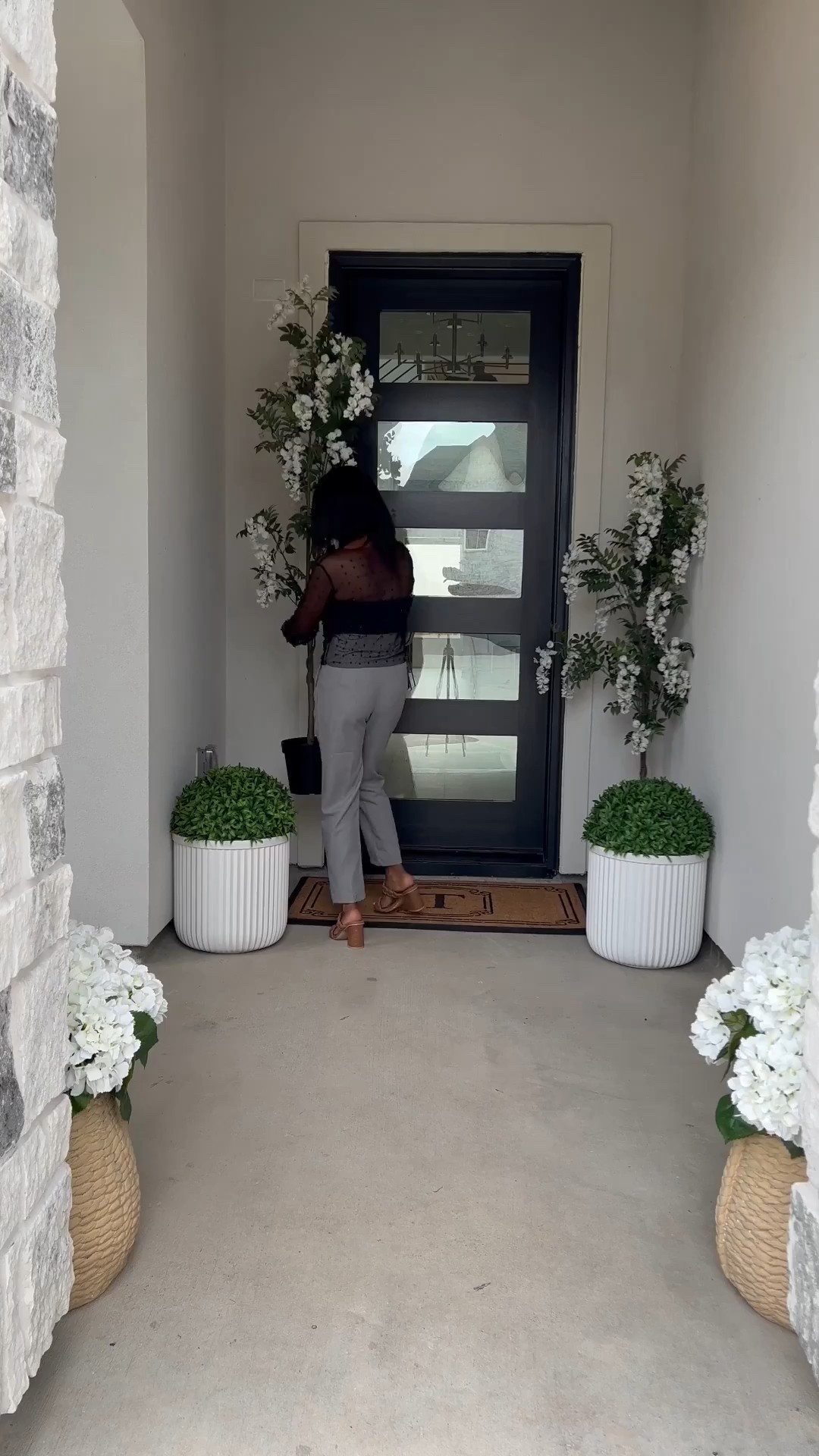 Spring is around the corner! 🎉 are you excited!?! 😊 I’ve curated some amazing looks from @walmart that I know you’ll love! 🤍 Shop the look below!

#LTKSaleAlert #LTKStyleTip #LTKHome