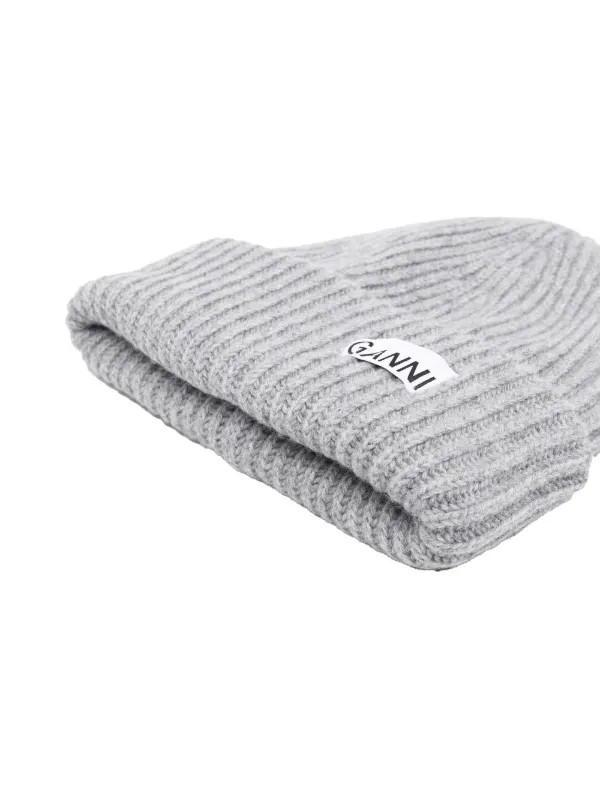 GANNI logo-patch rib-knit Beanie | Grey | FARFETCH | Farfetch Global