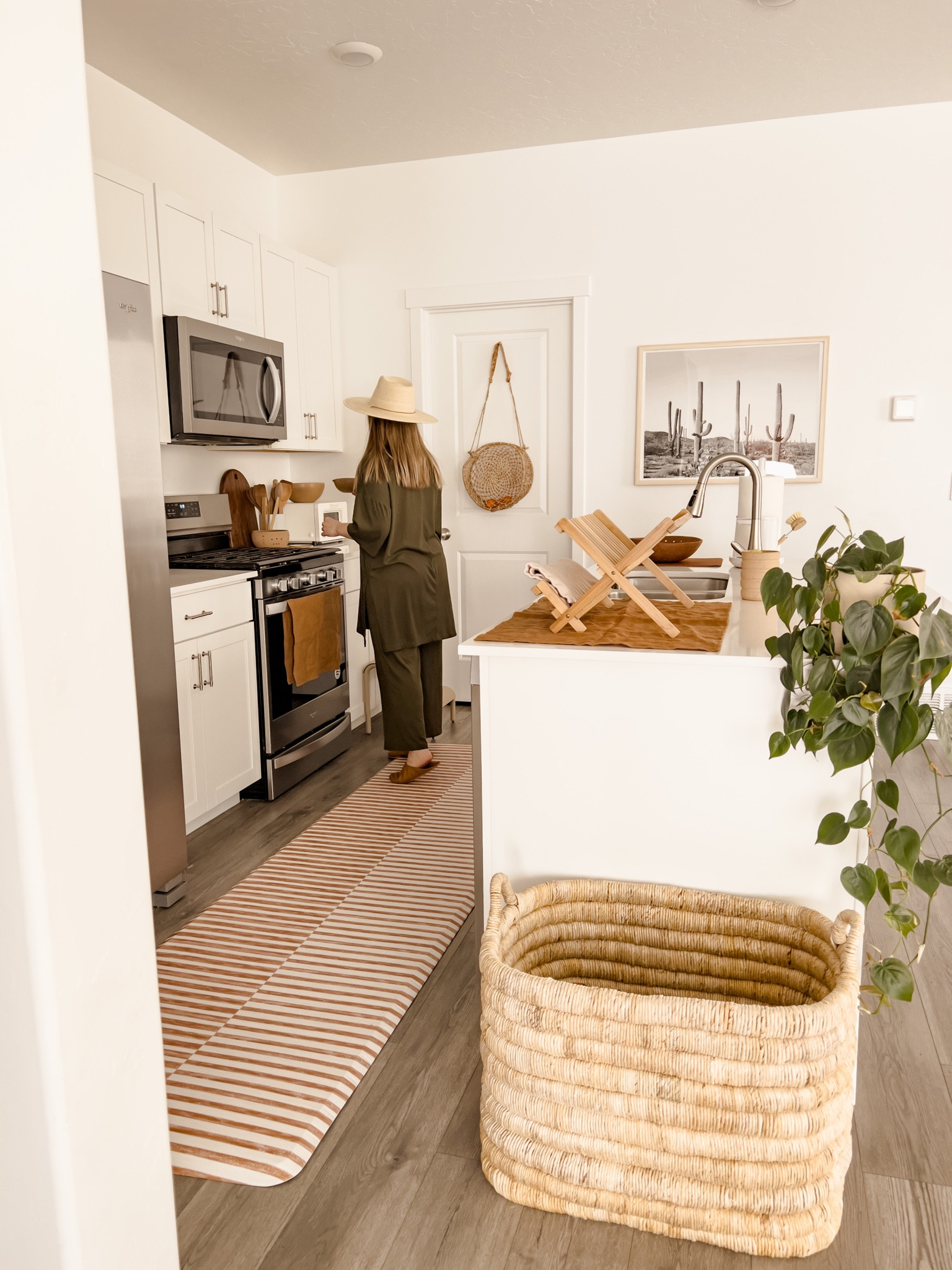 Our new kitchen 🏜️ Code: rachelkathleenhome10 for standing mat! 

#LTKhome #LTKstyletip #LTKunder50