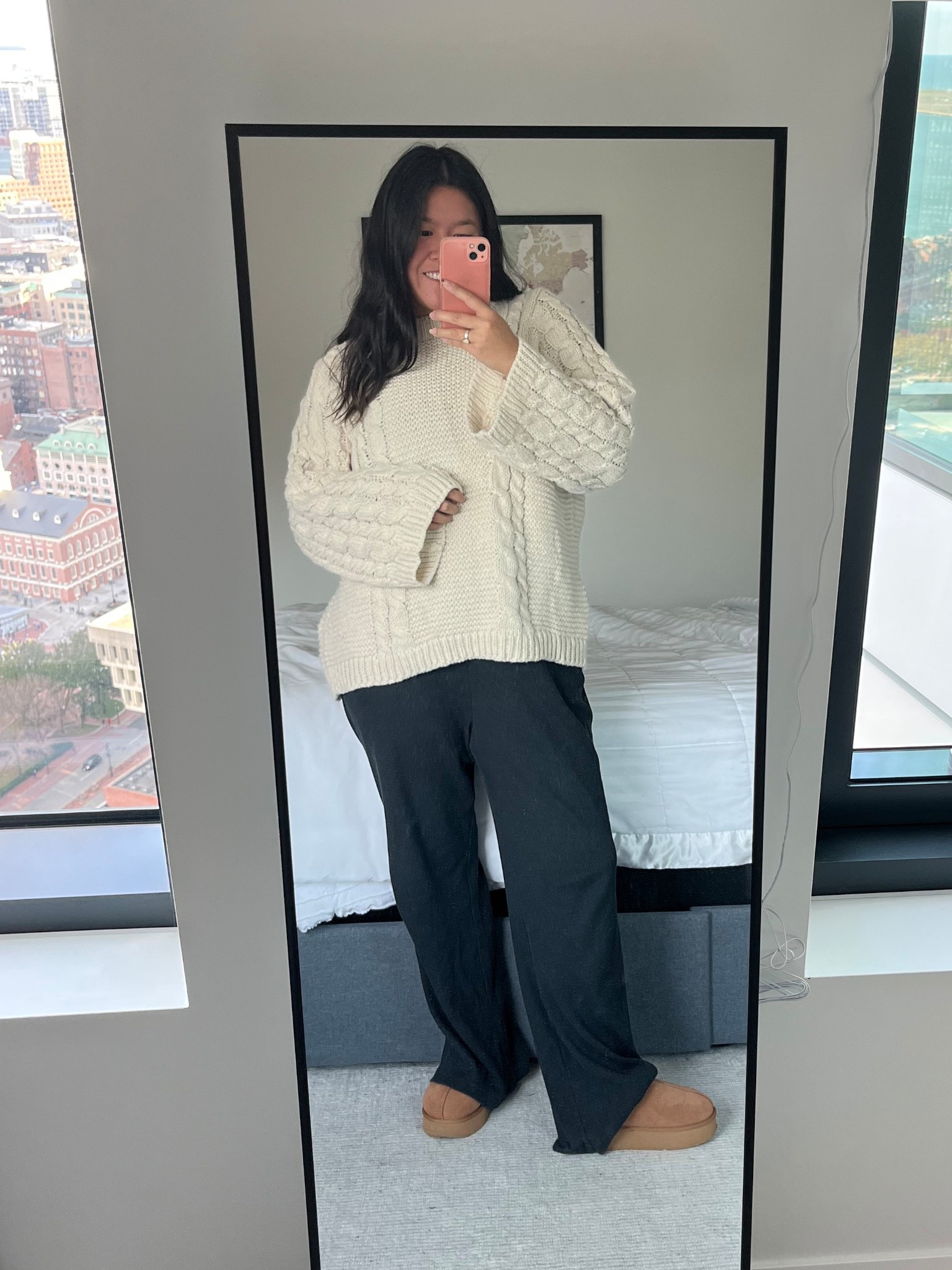 My new favorite oversized cozy sweater. I wish you could feel how soft it is! Under $50 from Amazon  
I order a size up for a more oversized fit. 

#LTKStyleTip #LTKSaleAlert #LTKGiftGuide