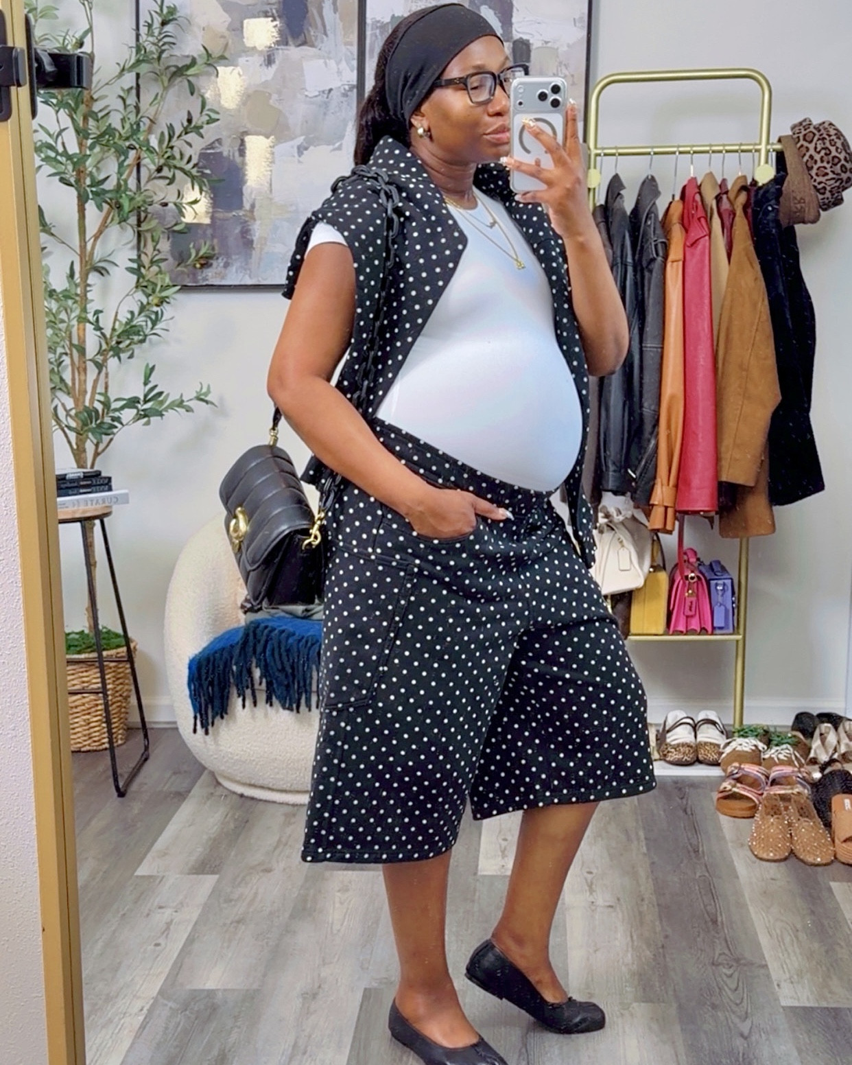 Today’s doctor’s appointment ootd
Size large bodysuit
Size large jorts
Size large large cropped hoodie


#LTKootd #LTKOver40 #LTKBump