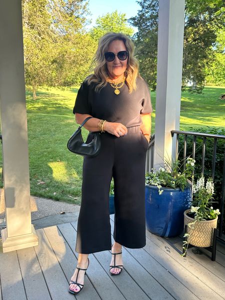 Spanx air essentials jumpsuit. Wearing an XL petite. 

10% off code NANETTEXSPANXX

Dress it up or down. It works! And it’s not hot. 
