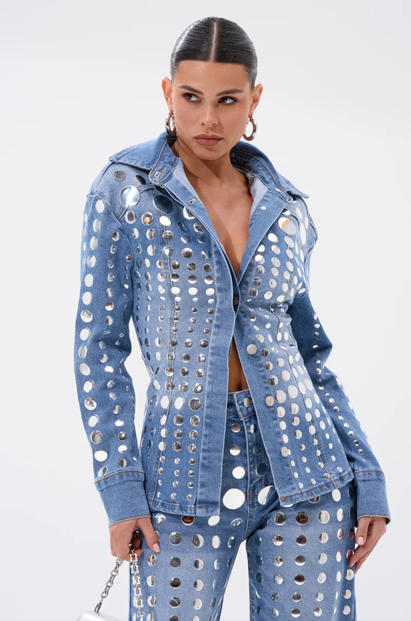 STUDS EVERYWHERE BUTTON DOWN | AKIRA