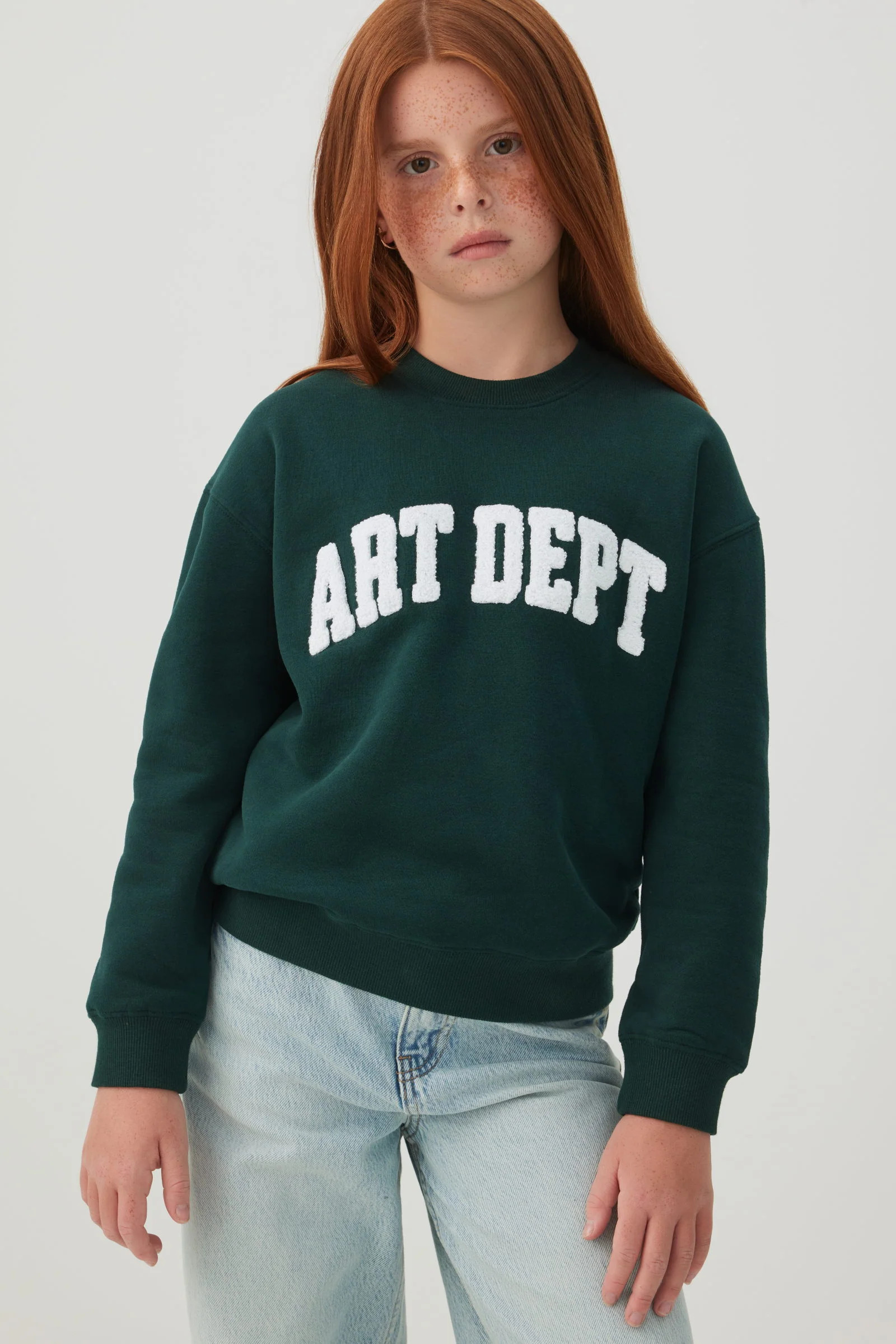 MADESOFT™ Fleece Crew Neck Graphic Sweatshirt Dark Green | Ardene Canada | Ardene US