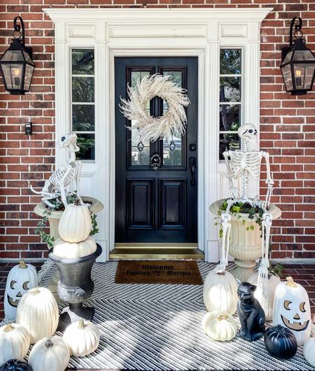 Spooky Halloween porch 

#LTKhome