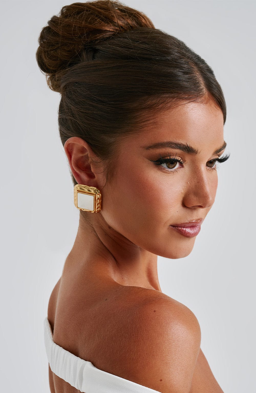 Kennedy Earrings - Ivory/Gold | Babyboo (global)