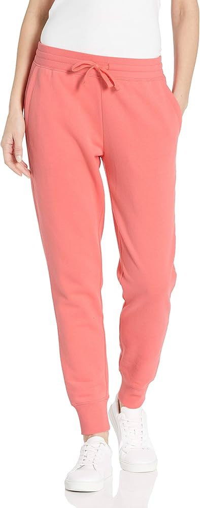 Amazon Essentials Women's French Terry Fleece Jogger Sweatpant (Available in Plus Size) | Amazon (US)