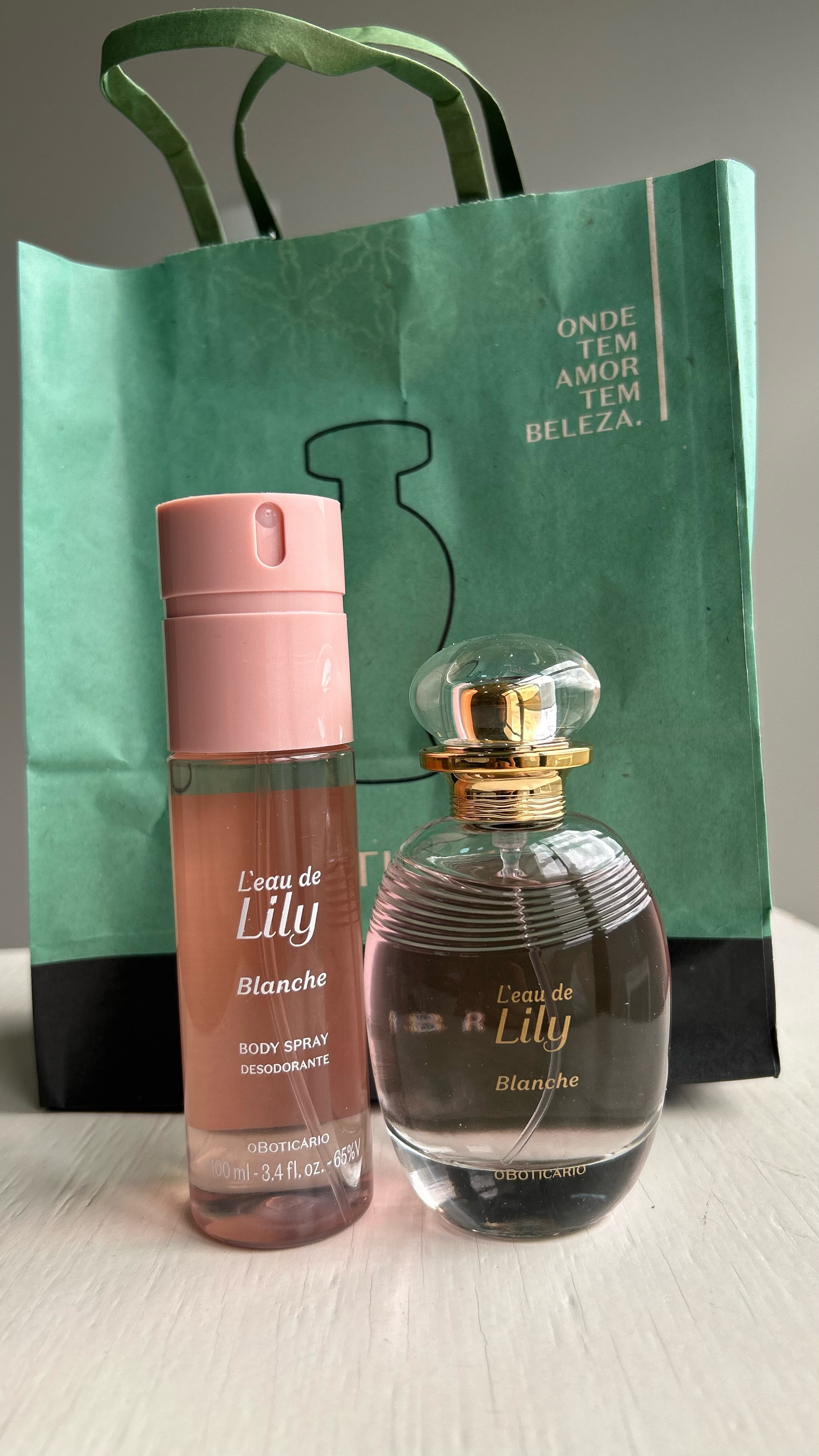 Novo lançamento do O Boticário L’eau de Lily Blanche!🌸
Fragrância floral branca, fresca, suave, sofisticada e irresistível!
Notas de saída: Mandarina, Pimenta Rosa, bergamota;
Notas de corpo: Frésia, tuberosa, guatemala, Jasmine morning abs;
Notas de fundo: Cristal moss, cedar wood, vanilla, z11, white musk.
#perfume #fragrância 

#LTKbrasil #LTKbeleza