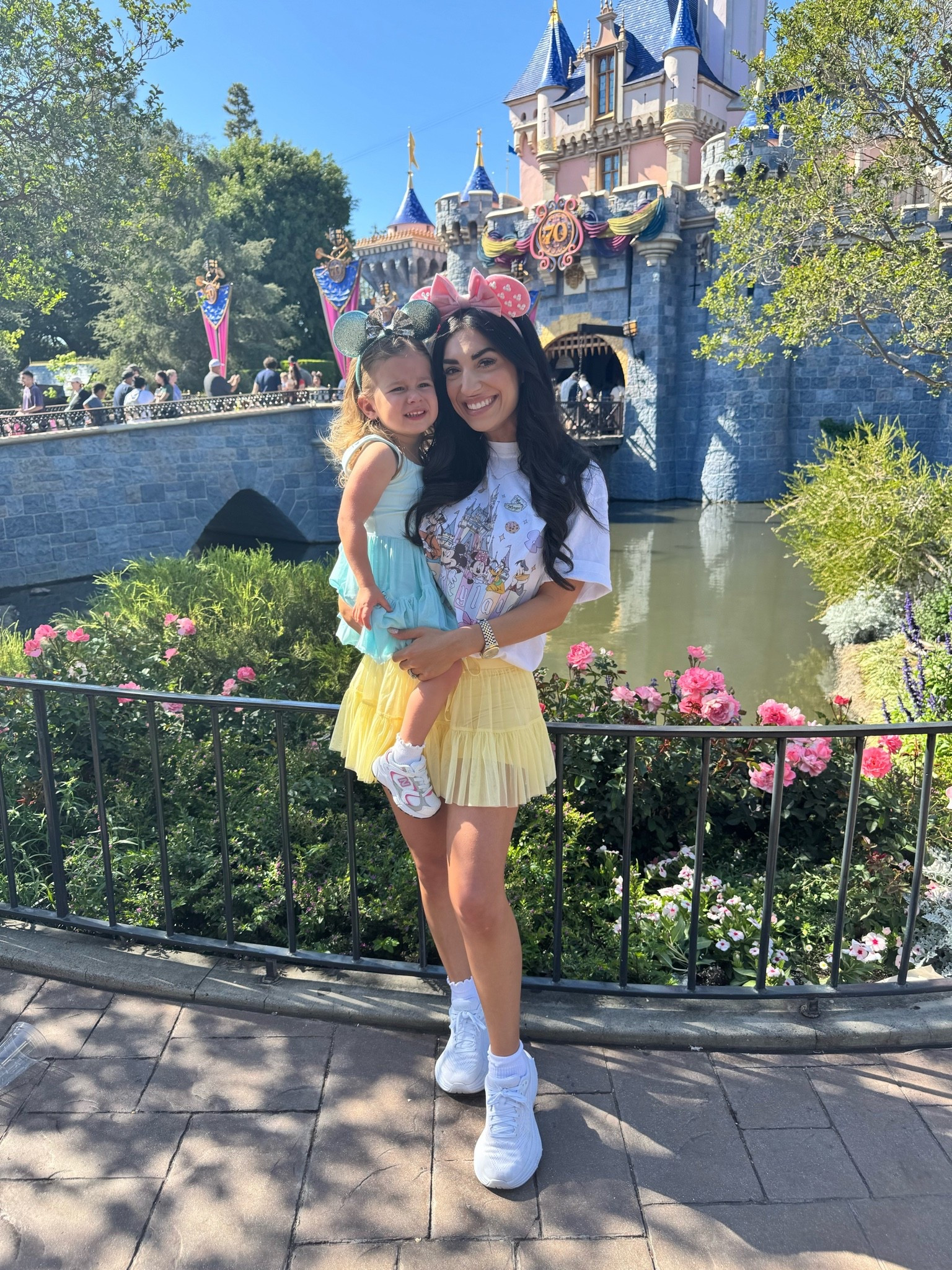 Disney mom outfit Inspo 🐭🏰👑✨

#LTKmomlife #LTKootd #LTKTravel