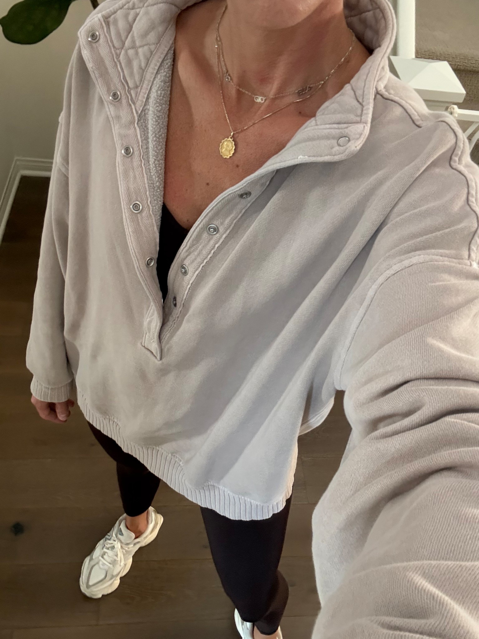 Today’s comfy ootd for school drop off/pickup and ballet class for Ella 👶🏼 I have been loving this sweatshirt is so comfy and I have these leggings in a couple of colors, they’re so flattering won’t the v cute waist. I’m wearing smalls in everything 🤎

Aerie, loungewear, comfy everyday outfits, mom on the go outfits, school drop off outfit, school pickup outfit, brown legging outfits, New Balance sneakers

#LTKSeasonal #LTKFindsUnder50 #LTKStyleTip