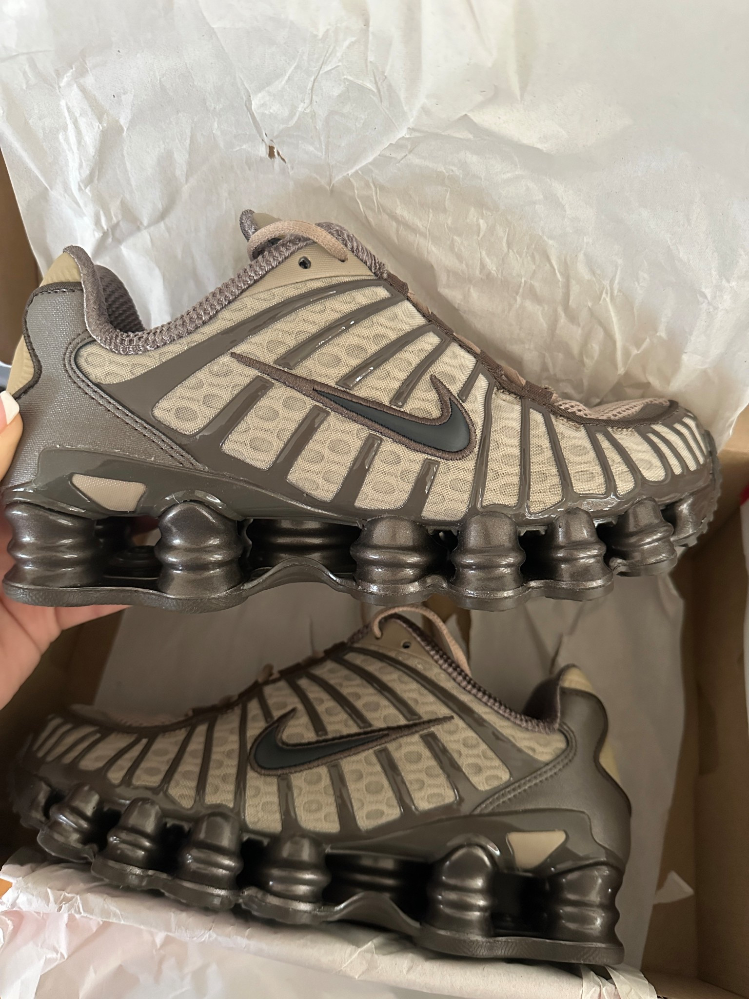 Love the sage color so much had to get them in brown😍🤎

#LTKStyleTip #LTKShoeCrush #LTKSeasonal