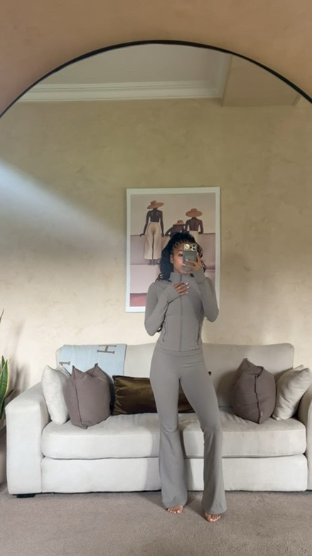 My favorite Lululemon set! 🩶🔗

#LTKActive