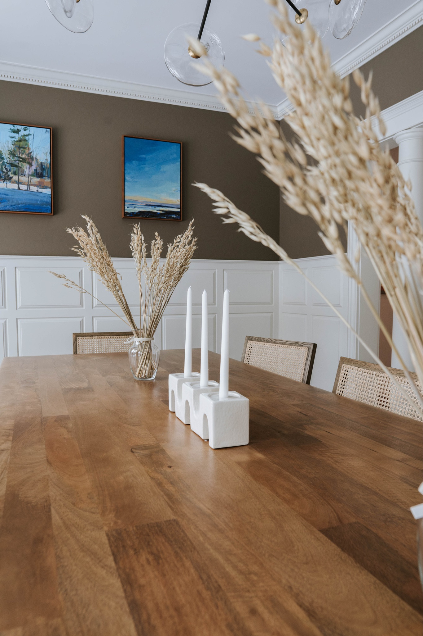 Latest project reveal! surf Road No 15 …this transitional dining room is the perfect backdrop for many dinner parties 🤤🤤

#LTKhome #LTKstyletip #LTKMostLoved