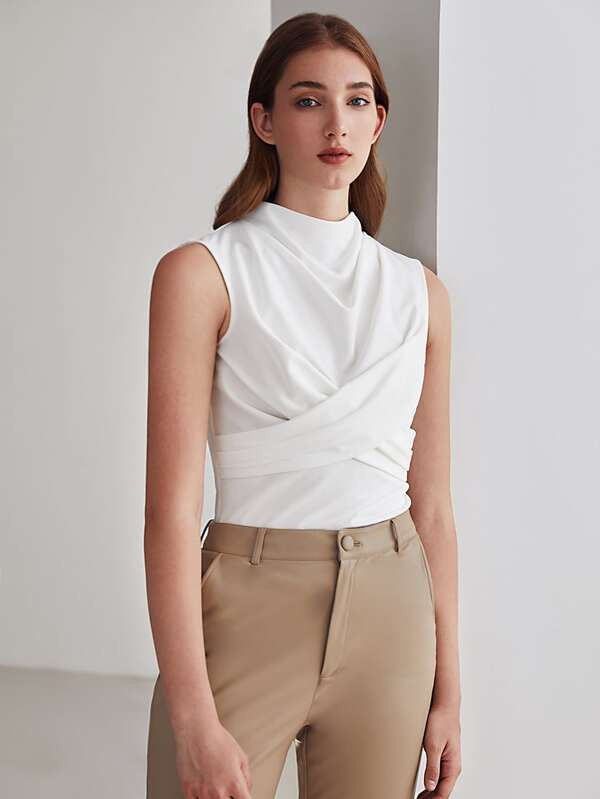 MOTF PREMIUM SLIM WRAP TANK TOP
   SKU: sw2110238155017110      
          (818 Reviews)
        ... | SHEIN