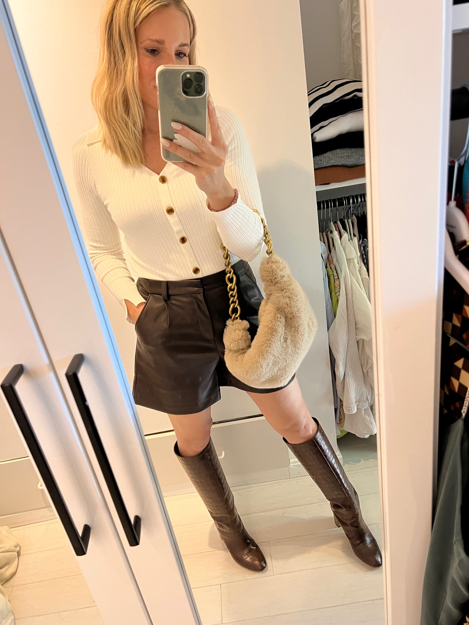 These vegan Leather shorts are amazing and under $40! A must have for fall! 

#LTKSeasonal #LTKunder50