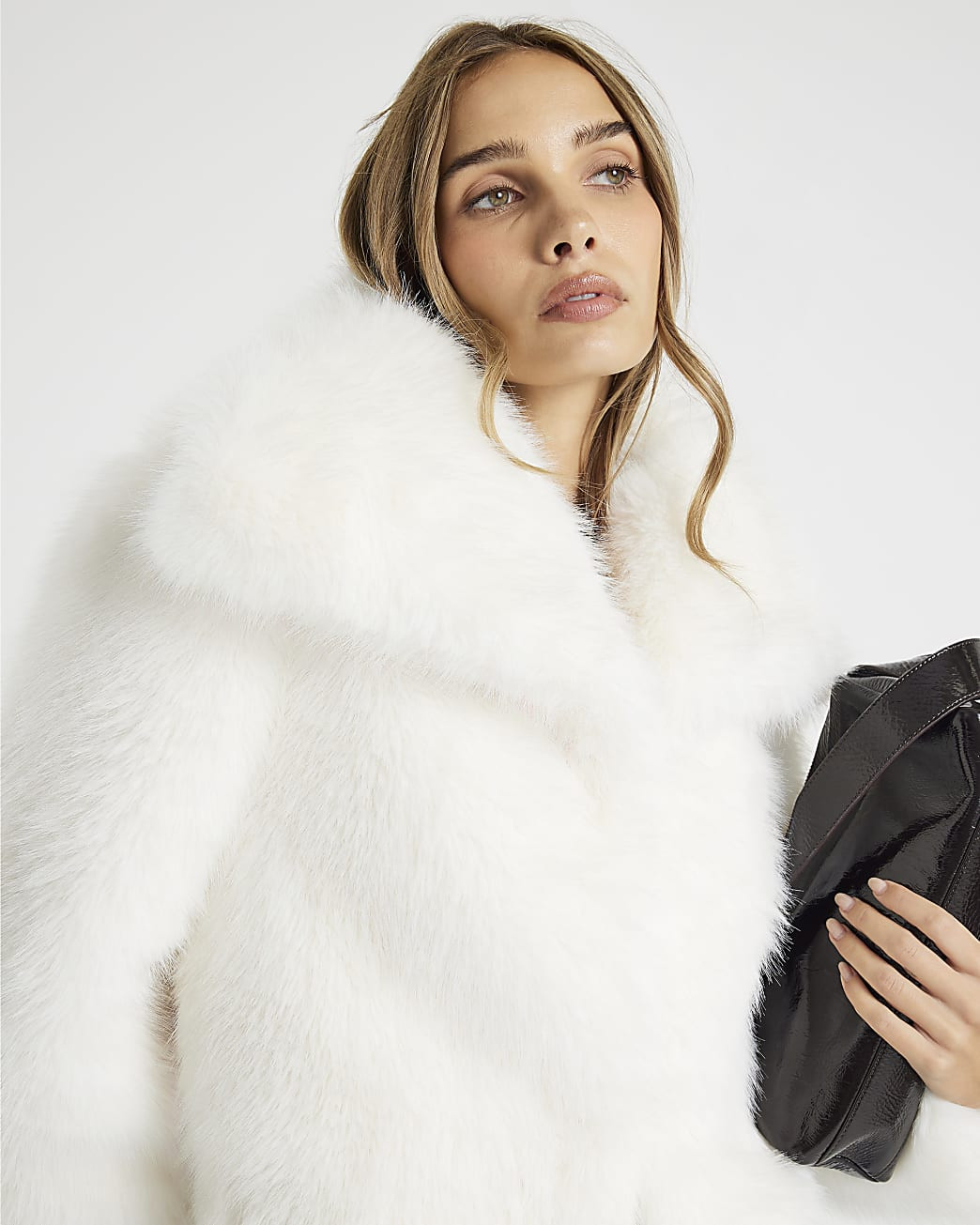 Cream Wide Collar Faux Fur Short Jacket | River Island UK & IE