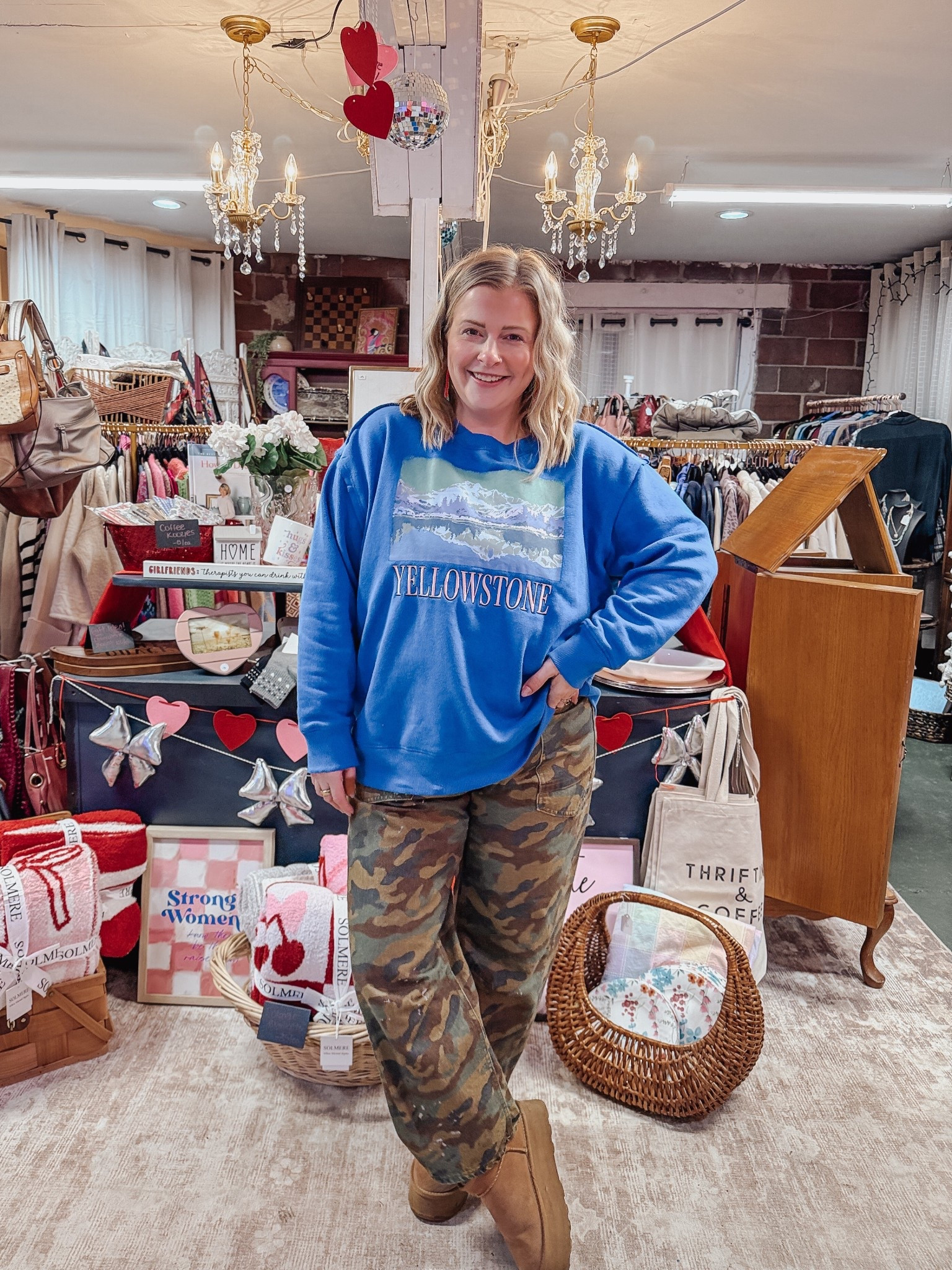 Walmart clearance
Graphic sweatshirt


#LTKFindsUnder50 #LTKootd #LTKmomlife