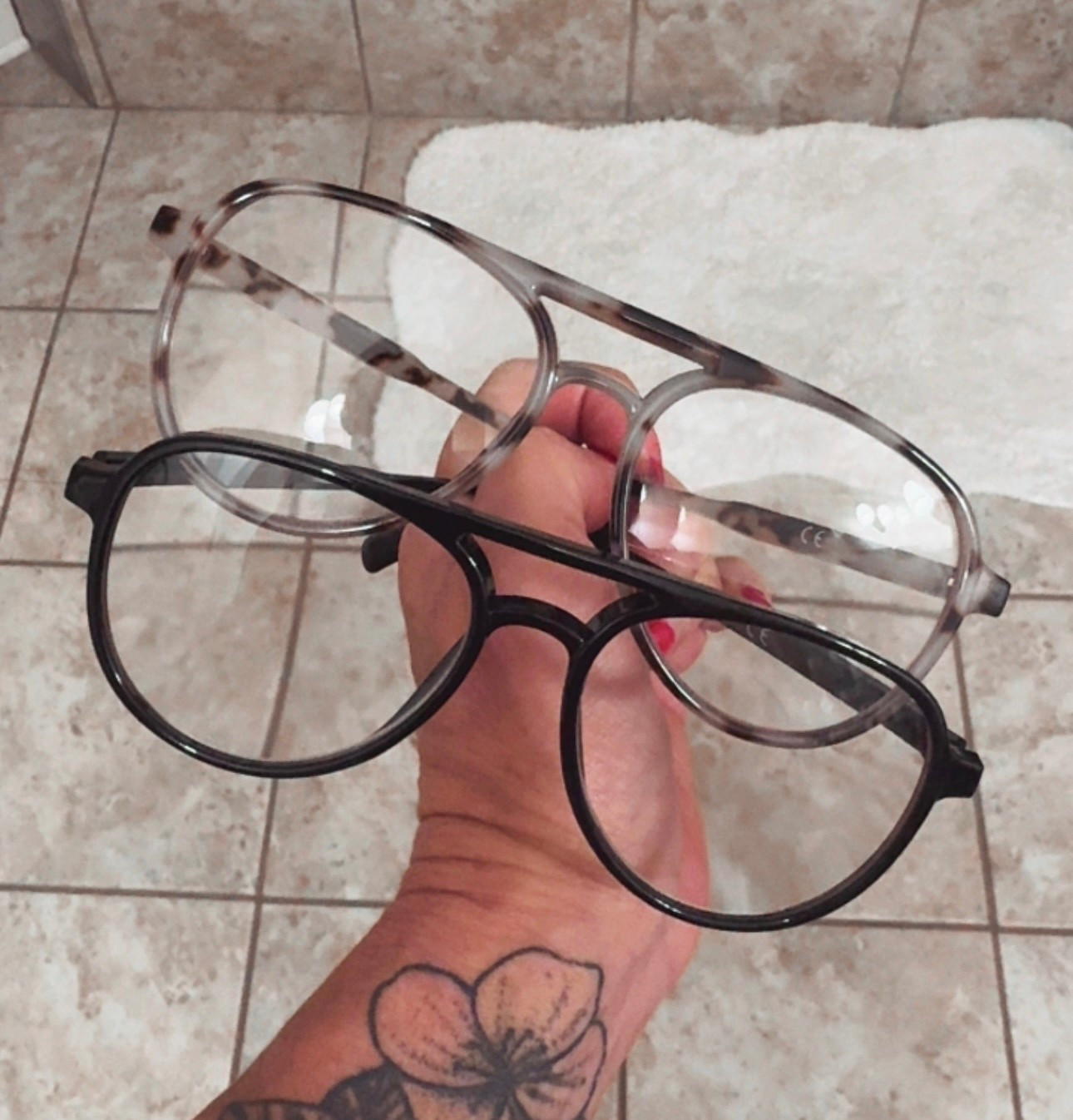 Cute aviator readers | reading glasses 

#LTKOver40 #LTKFindsUnder50 #LTKSaleAlert