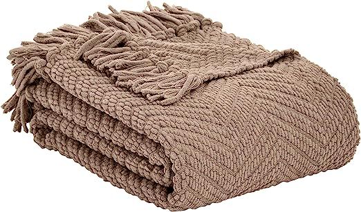 AmazonBasics Chunky Knitted Fringed Throw Blanket - 60 x 80 Inches, Camel | Amazon (US)