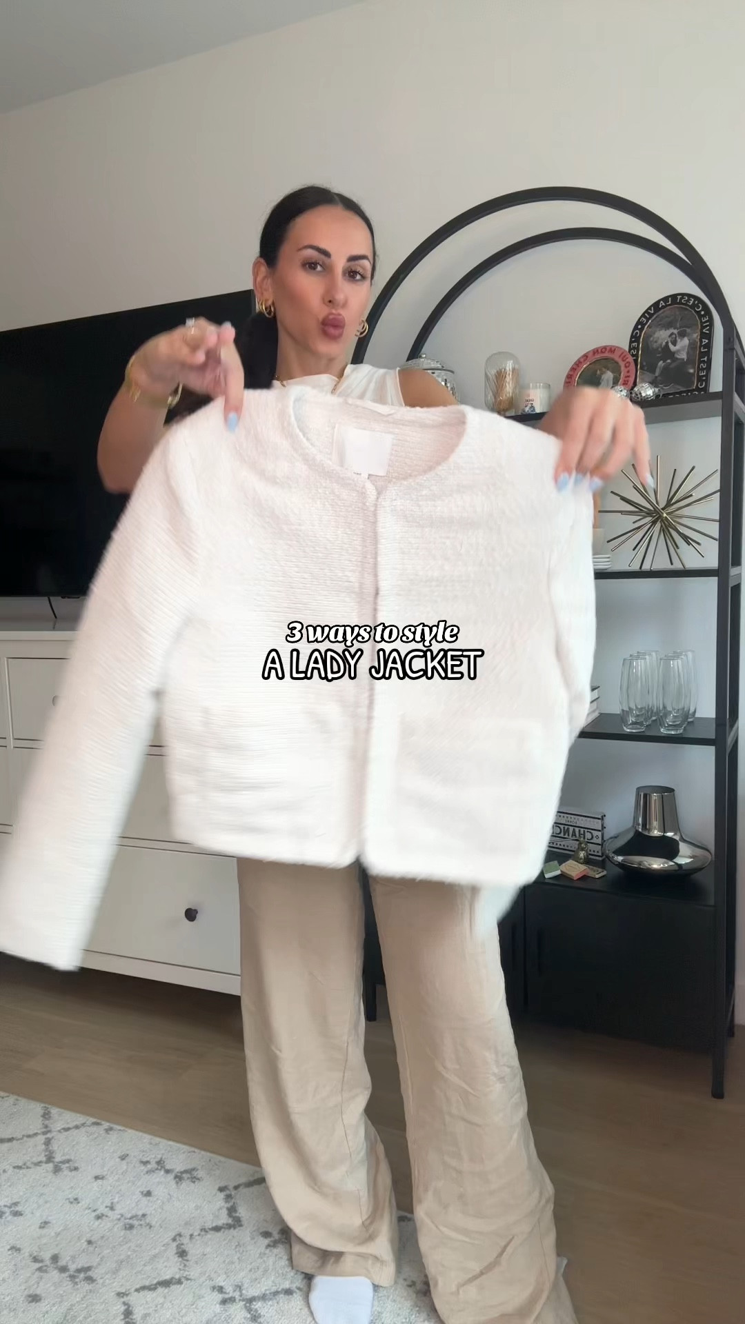 styling a lady jacket

#LTKfindsunder100 #LTKstyletip #LTKfindsunder50