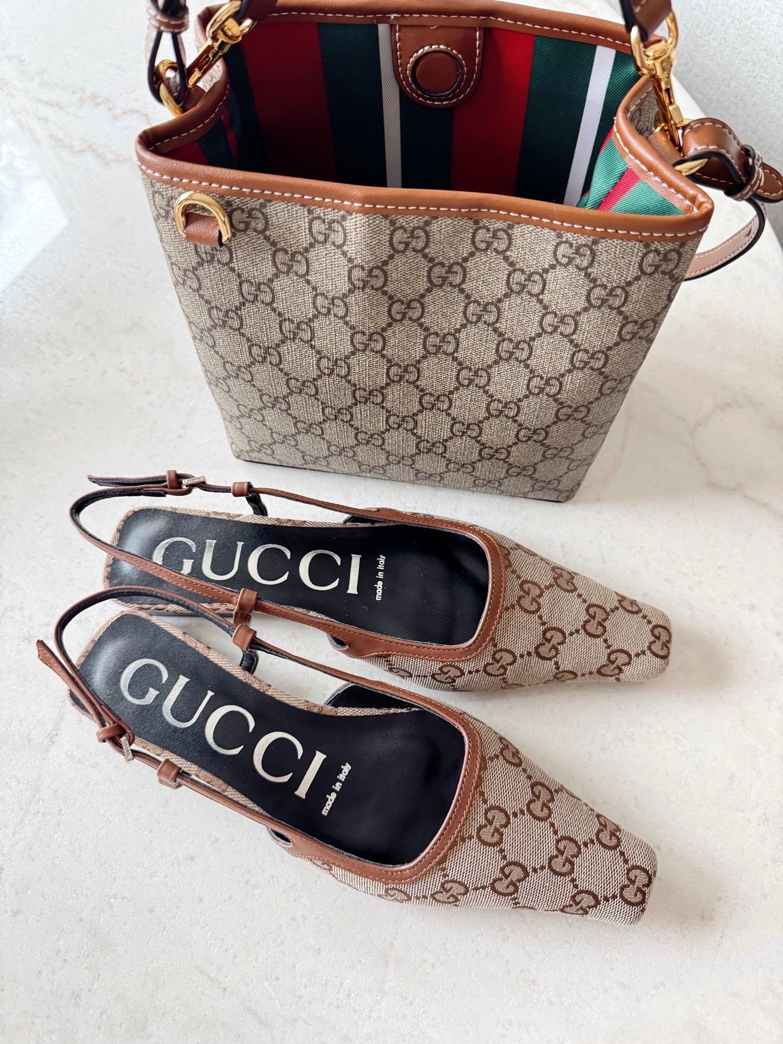Gucci Bucket Bag + Gucci Slingback Ballet Flats 🤎

Gucci, Christmas Gifts

#LTKHoliday #LTKSeasonal #LTKFindsUnder100