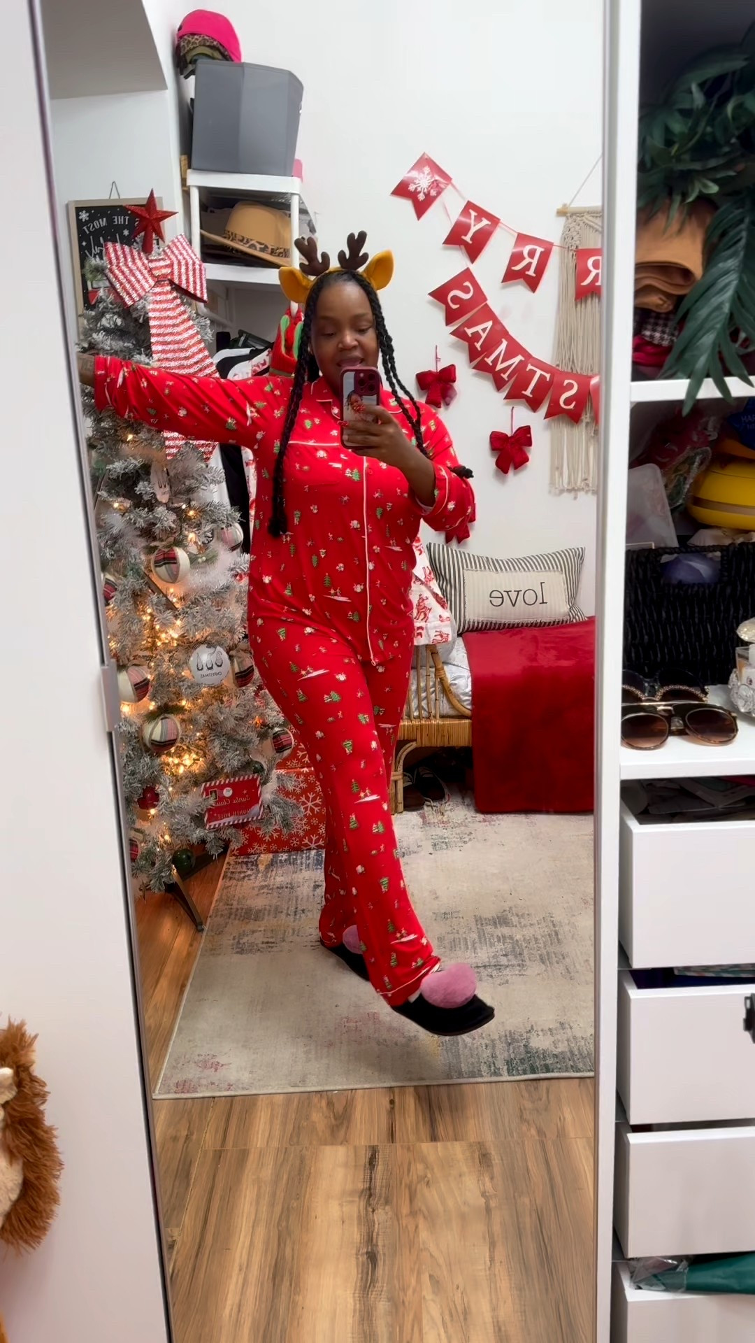 Day 3 of our 12 Days of Christmas Pajamas and the magic is already MAGICING ✨
Old Navy pajamas tonight — women’s PJs for me and a brand new Disney Christmas pajama set for KB.
These are the moments I’ll cherish forever. Linked on my LTK 🤍🎄

#ShoppingWithPriiincesss #Atlantamom #Atlantabloggers #Atlantablogger #AtlantaCreator #Atlantacontentcreators #Atlantacontentcreator #christmasmagic #oldnavypajamas #disneychristmas #holidaymemories #cozypajamas #momlifeunfiltered


#LTKHoliday #LTKKids #LTKSaleAlert