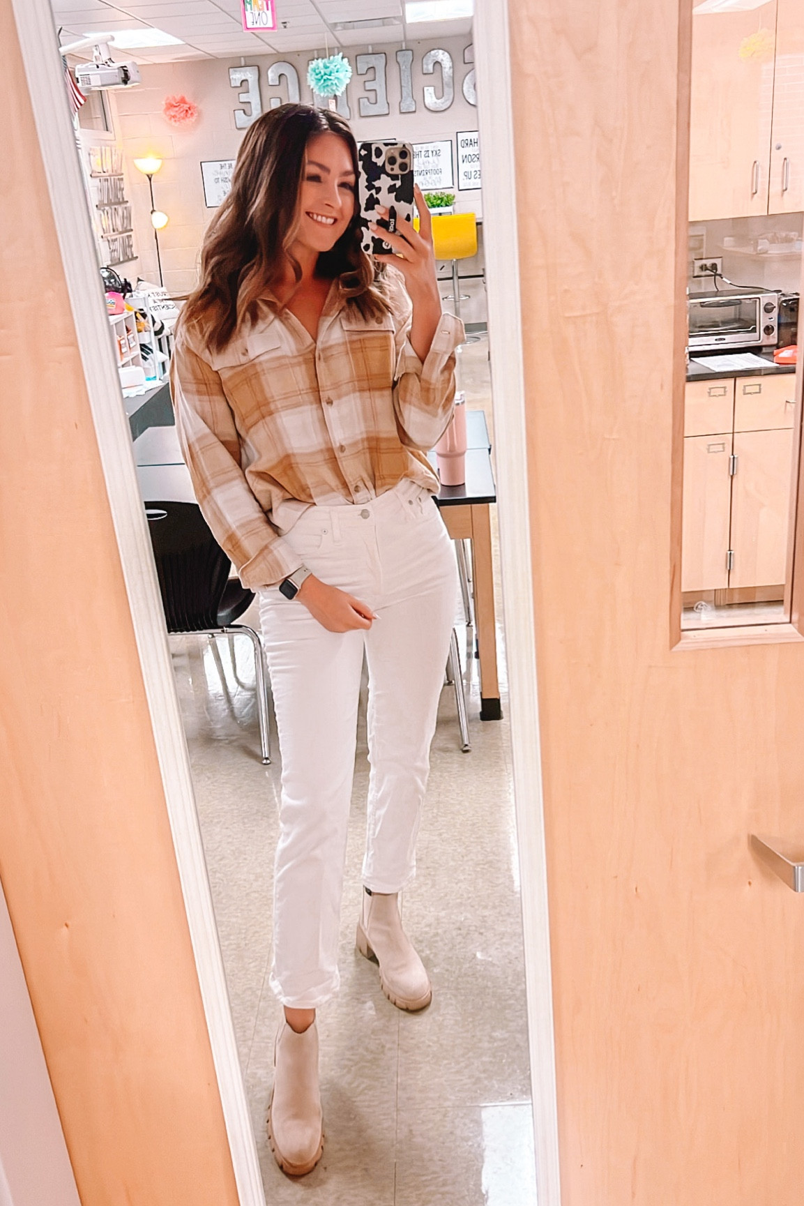 Flannel: medium
Pants: 26R