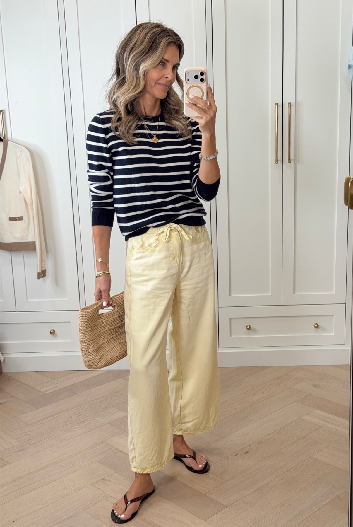 -cashmere top @Quince sz XS 
-lightweight cropped lounge pants 40% off XS I’m 5’6” 40% off @Splendid

#LTKootd