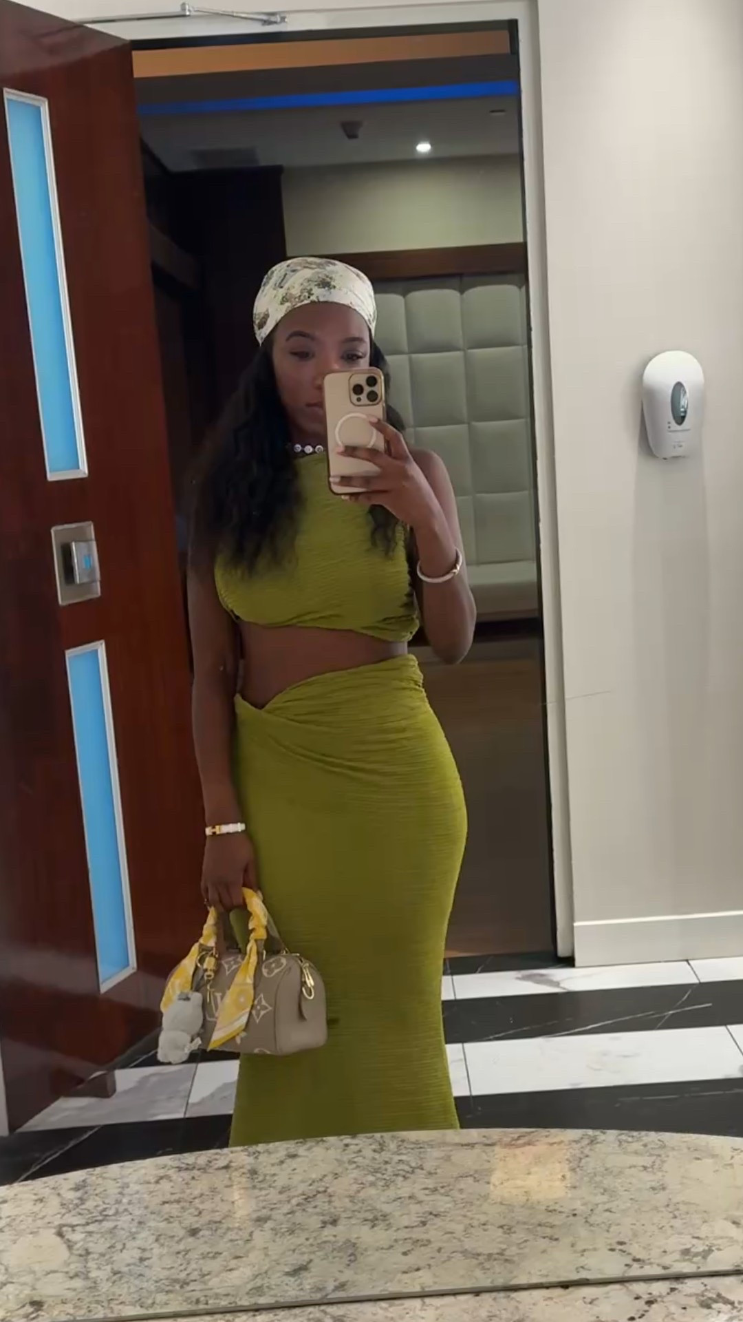 The green look ! I love a cute two piece set on vacation. 

#LTKdayinmylife #LTKTravel #LTKgrwm