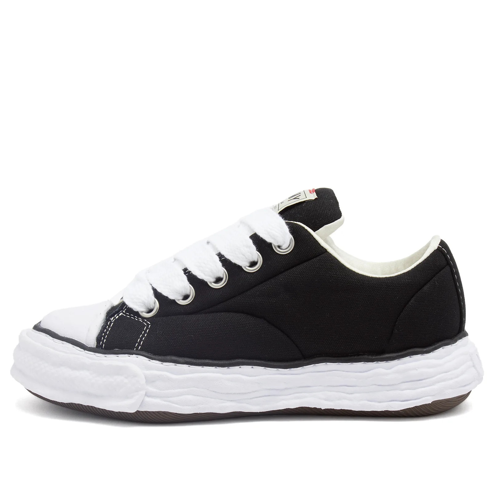 Maison MIHARA YASUHIRO Peterson 23 OG Sole Padded Sneaker Black | END. Clothing