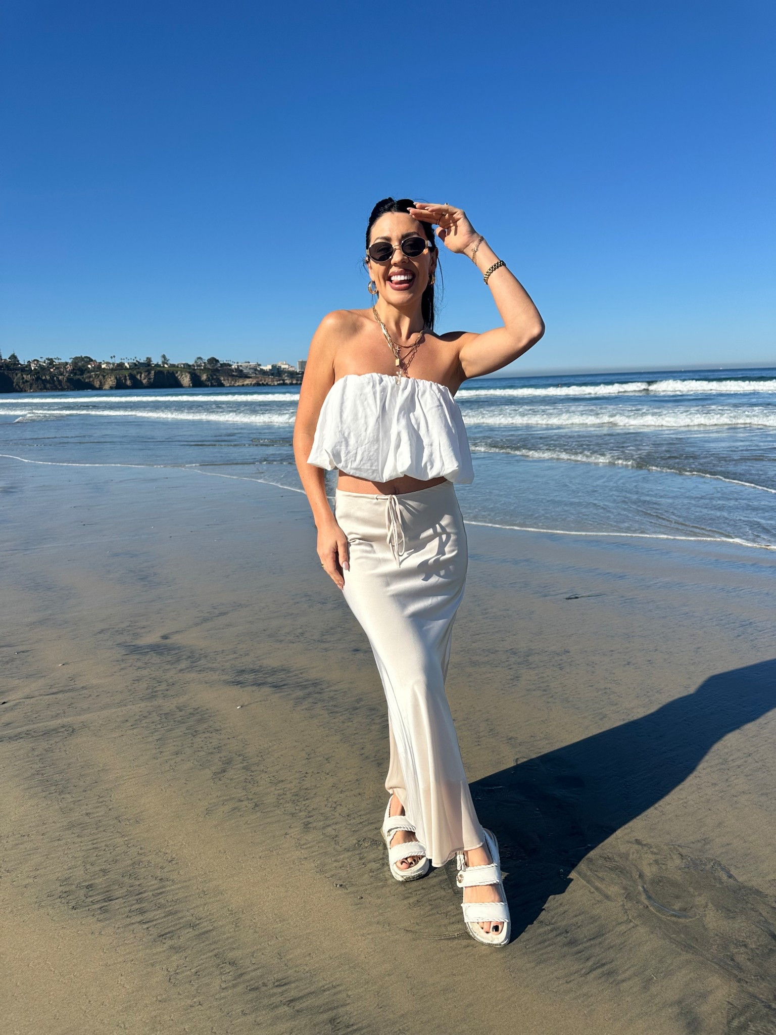 First day in La Jolla! Sharing details to my outfit for a fun beach day // Amazon skirt // VICI top (code NICKYSAVE30)



#LTKSeasonal #LTKStyleTip #LTKTravel