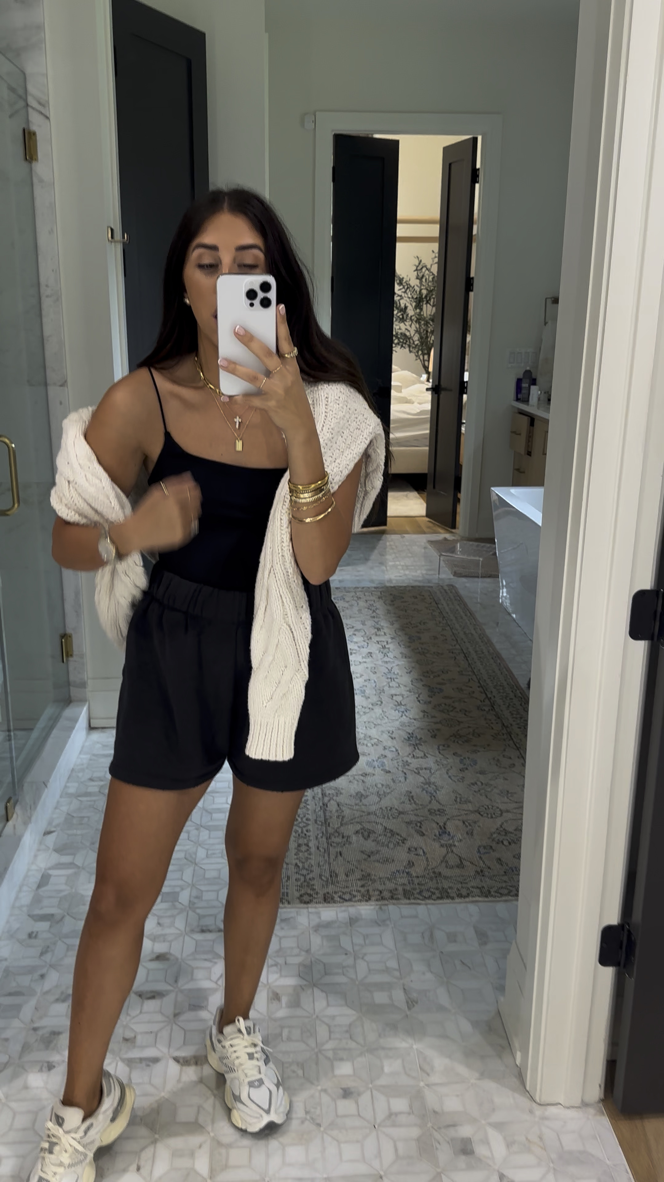 Bodysuit: small
Shorts: medium

Dressupbuttercup.com #dressupbuttercup #dederaad 

#LTKGiftGuide #LTKFindsUnder100 #LTKSaleAlert