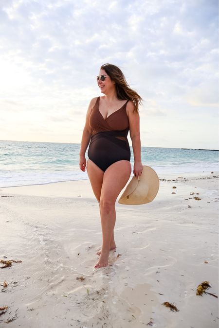 Lands’ End Swimwear 
Tts, 12 

#LTKcurves #LTKtravel #LTKswim