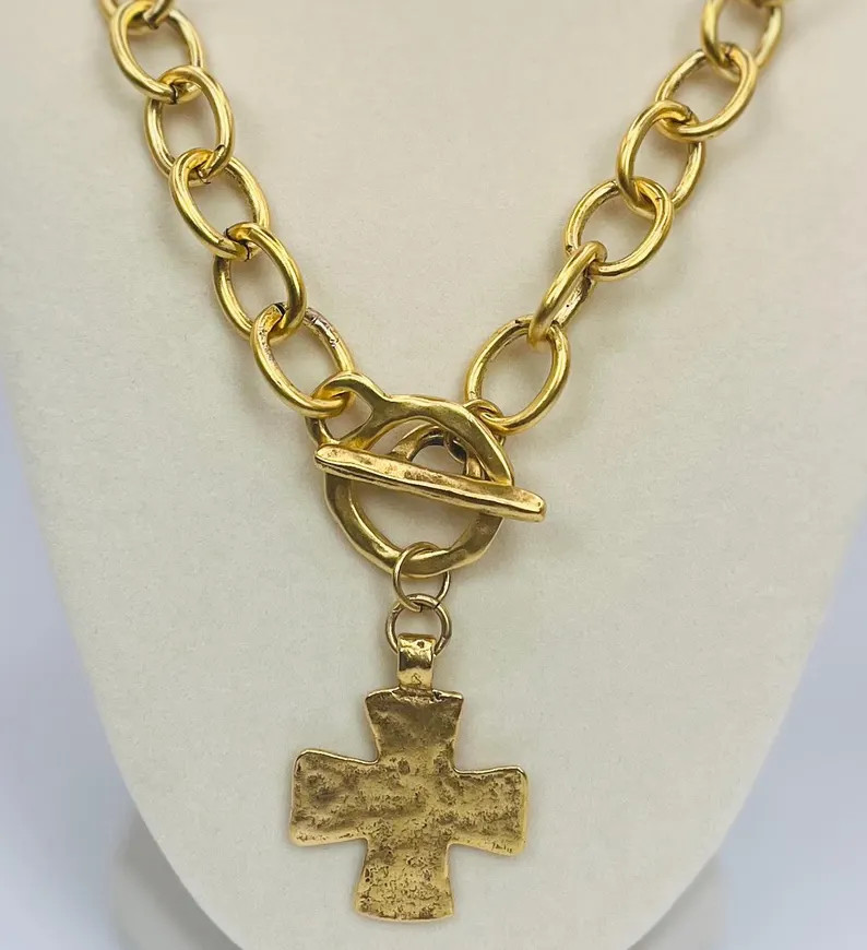 Gold Chunky Cross Necklace - Etsy | Etsy (US)