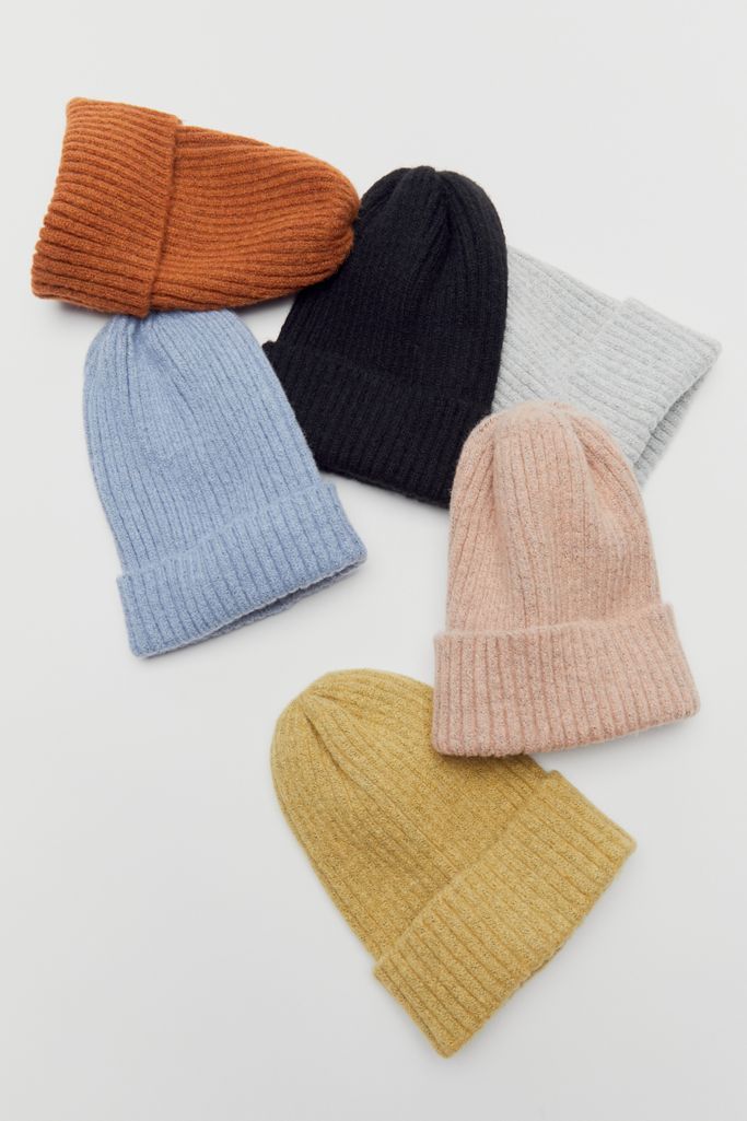 Simple Ribbed Knit Beanie | Urban Outfitters (US and RoW)