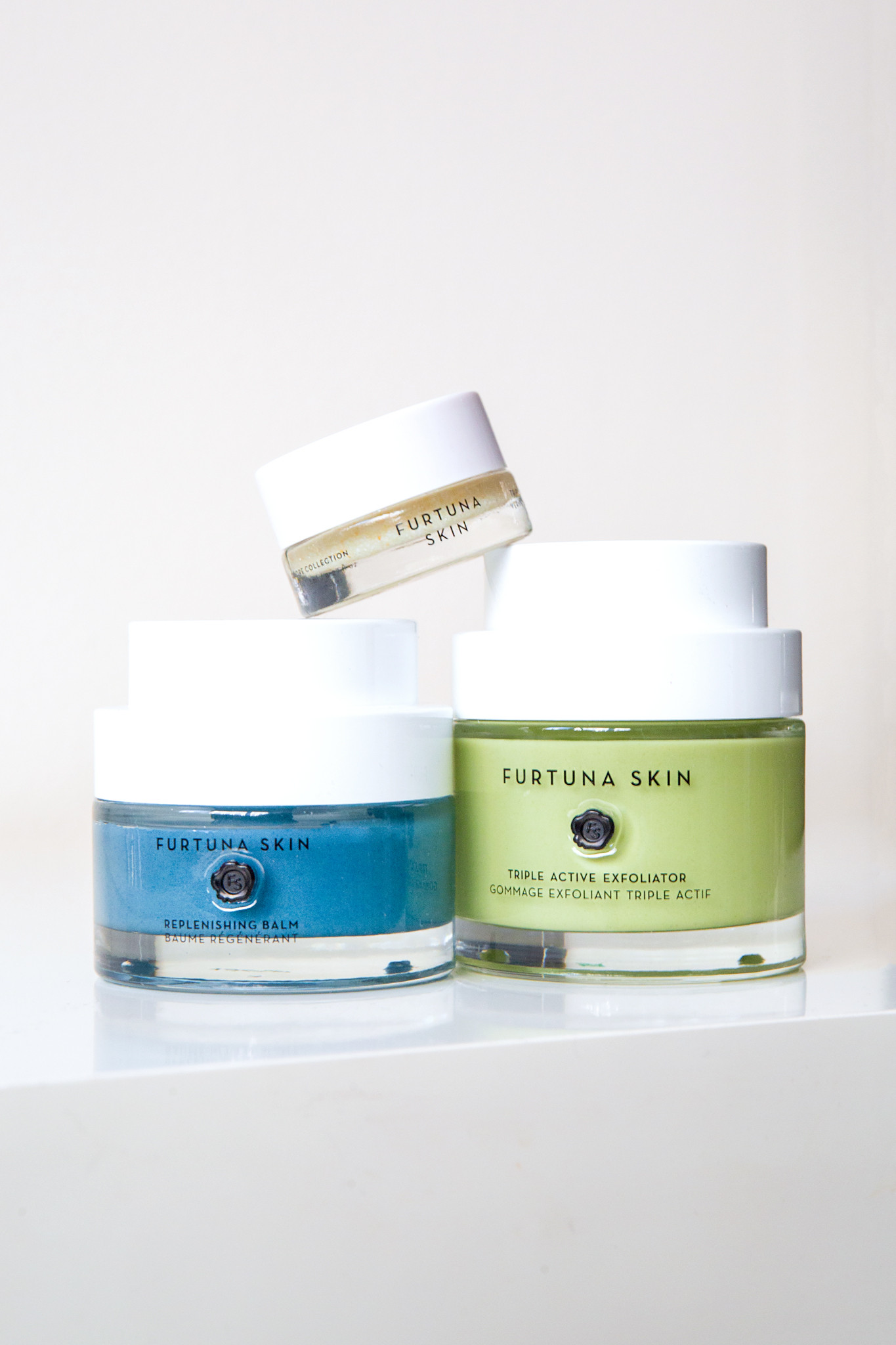 The natural beauty of @furtunaskin 🌊🌿✨
Use code SUZANNE15 for 15% off

#furtunaskin #skincareproducts #productphotography #beautytextures #italianskincare 

 

#LTKSummerEdit #LTKFindsUnder100 #LTKBeauty