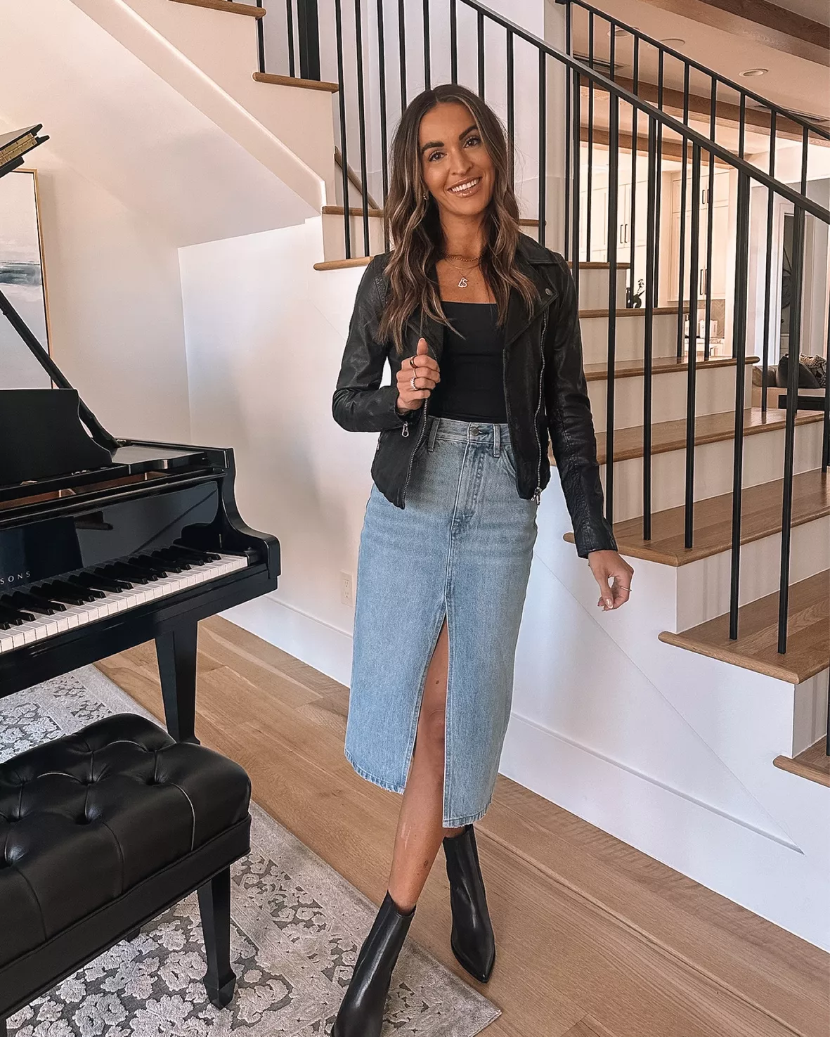 4 ways to style a leather skirt for the holidays - Lauren Kay Sims