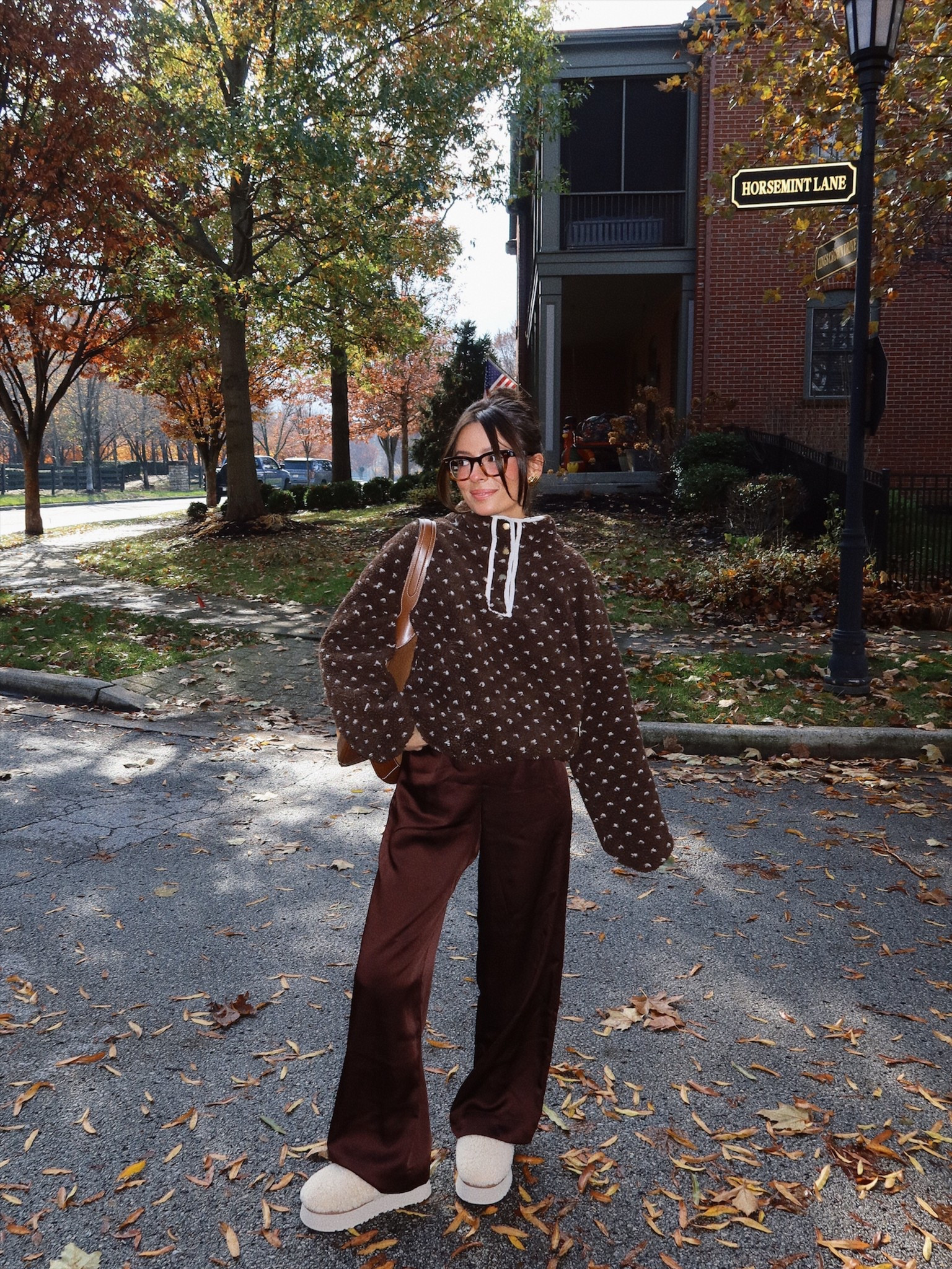 This whole outfit is basically my personality right now… soft textures, warm tones, and anything that feels like pajamas but looks a little elevated when you step outside. The comfiest look for a slow morning walk or a coffee run.

Wearing Small in everything!


#LTKHoliday #LTKFindsUnder100 #LTKdayinmylife