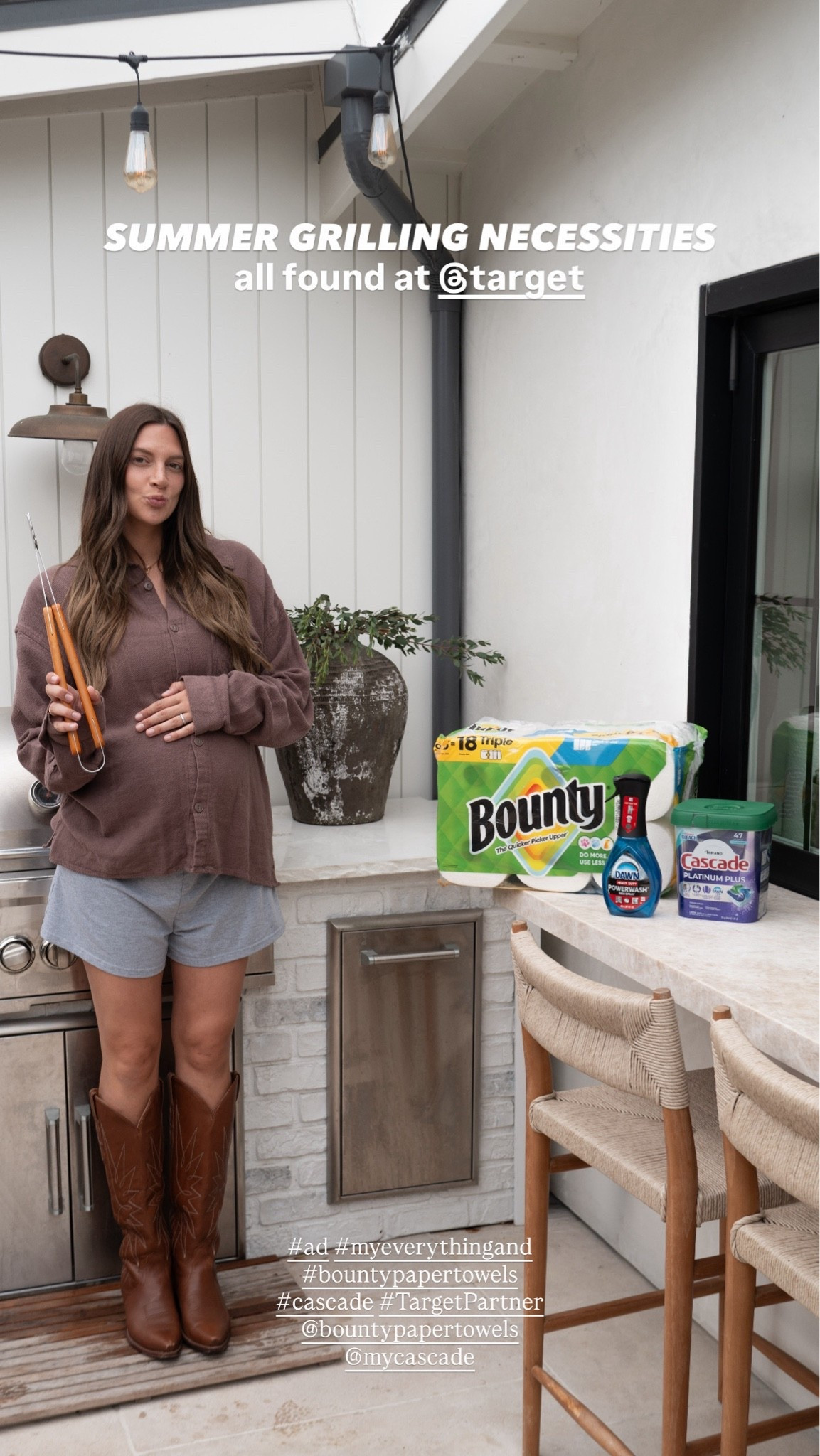 #ad Makes me want a hot dog real bad…. And good thing @Target has all the necessities!  #myeverythingand #bountypapertowels #dawn #cascade #TargetPartner @bountypapertowels @MyCascade @DawnDish